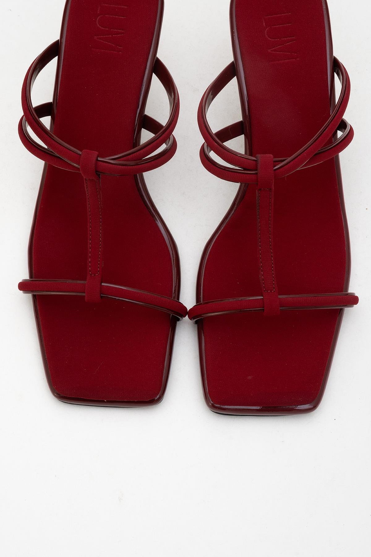 Mocha Burgundy Square‑Toe Thin‑Strap Heel Sandal – side view showing leather, red, Vowalisse