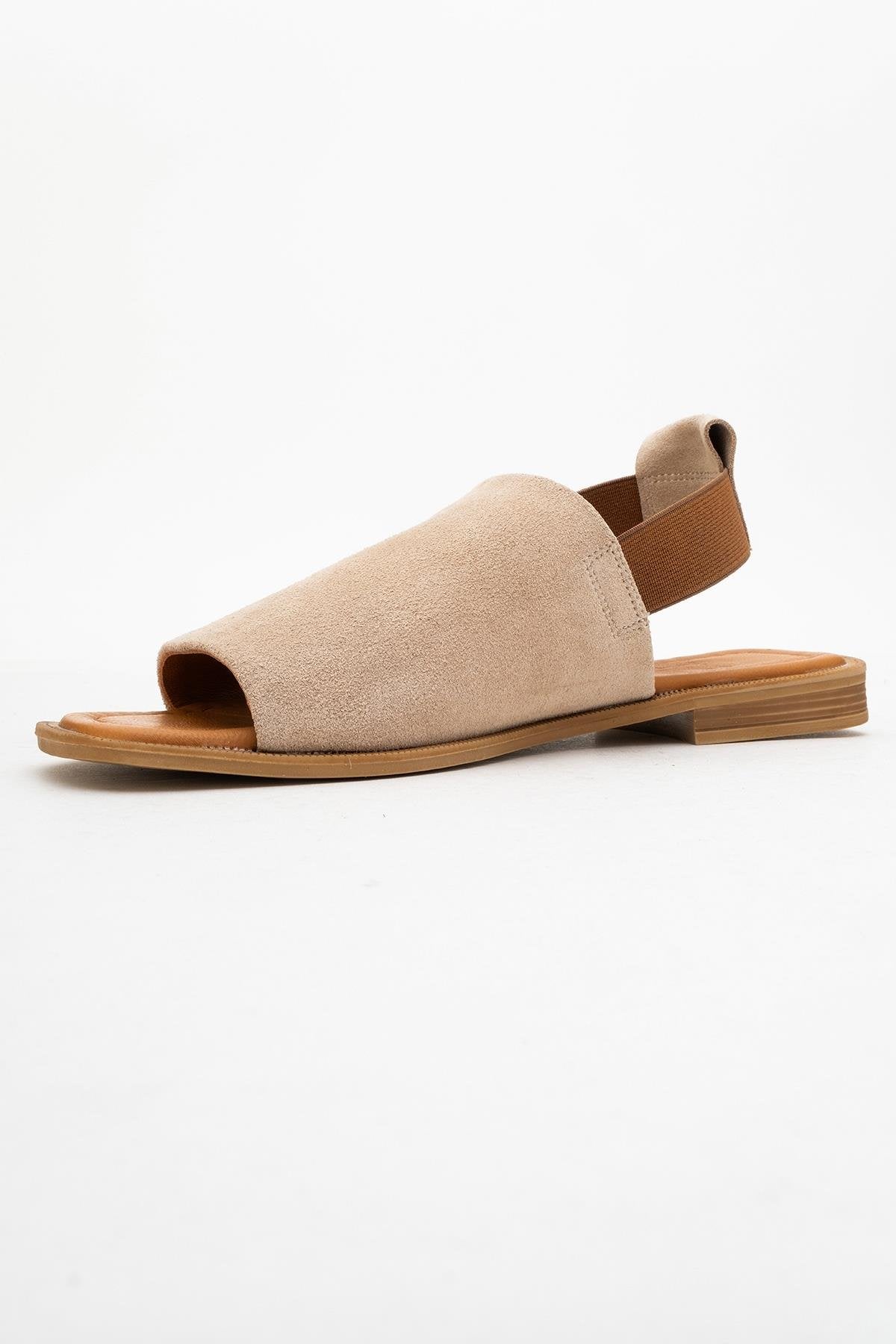 Fuela - Beige Suede Leather Sandals – heel view showing leather, suede, Vowalisse