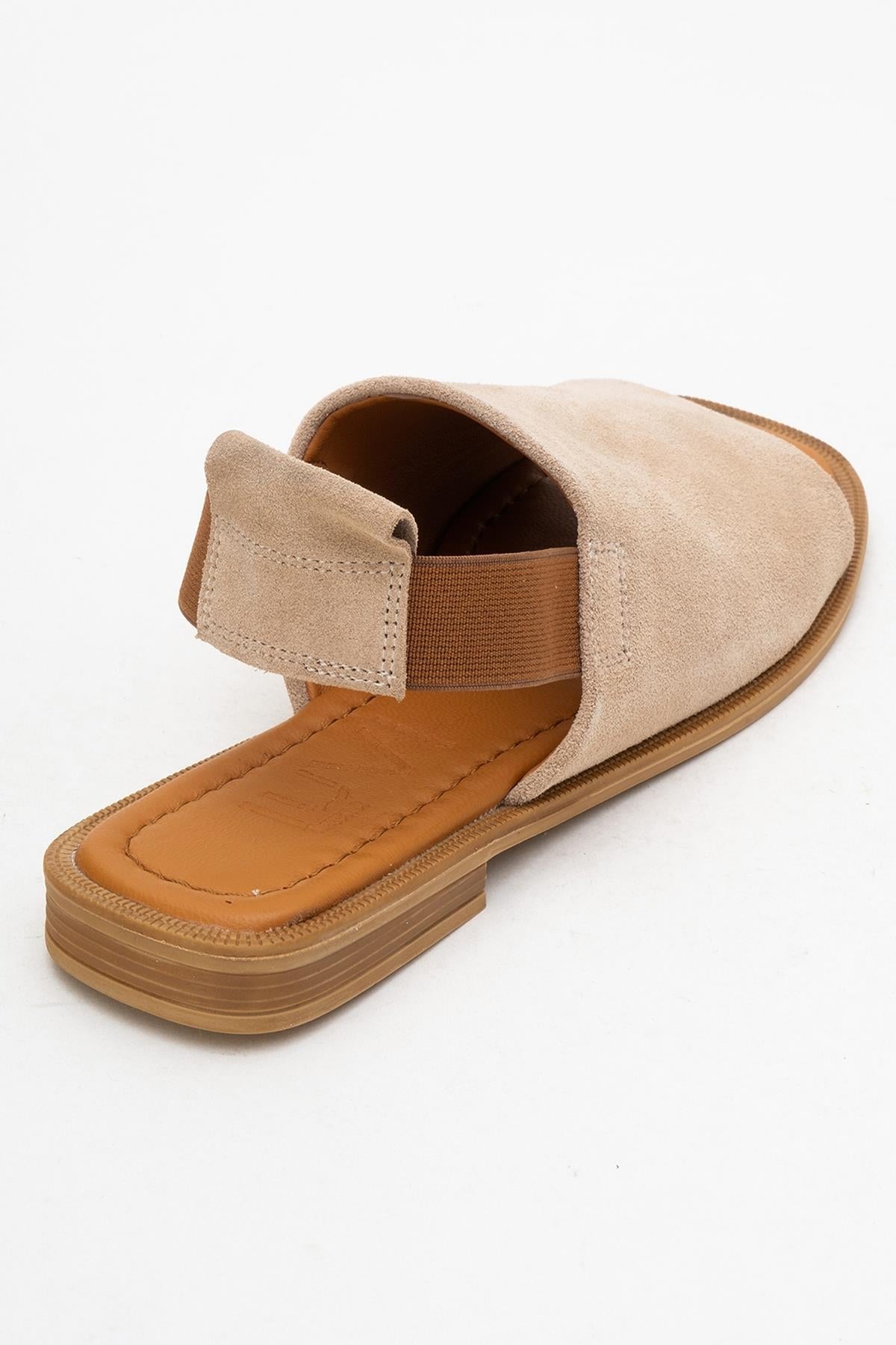 Fuela - Beige Suede Leather Sandals – back view showing leather, suede, Vowalisse
