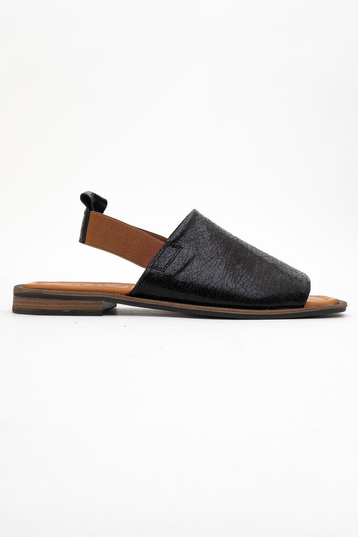 Fuela - Black Elastic Leather Sandals – top view showing leather, black, Vowalisse