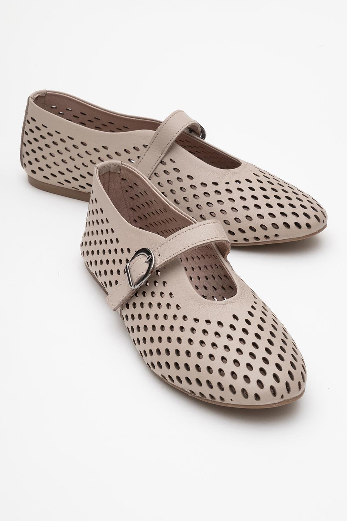 Arian Cream Beige Leather Ballet Flat – front three-quarter view showing leather, red, Vowalisse