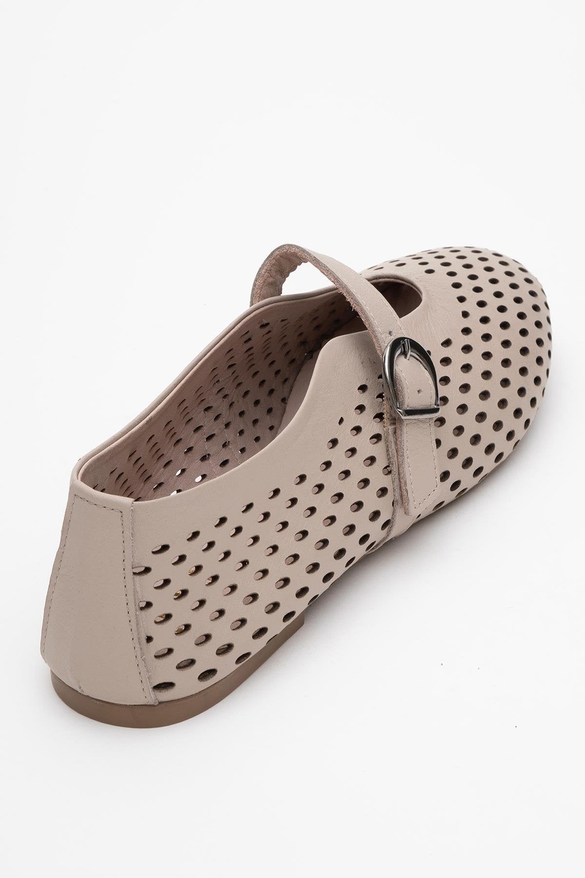 Arian Cream Beige Leather Ballet Flat – back view showing leather, red, Vowalisse