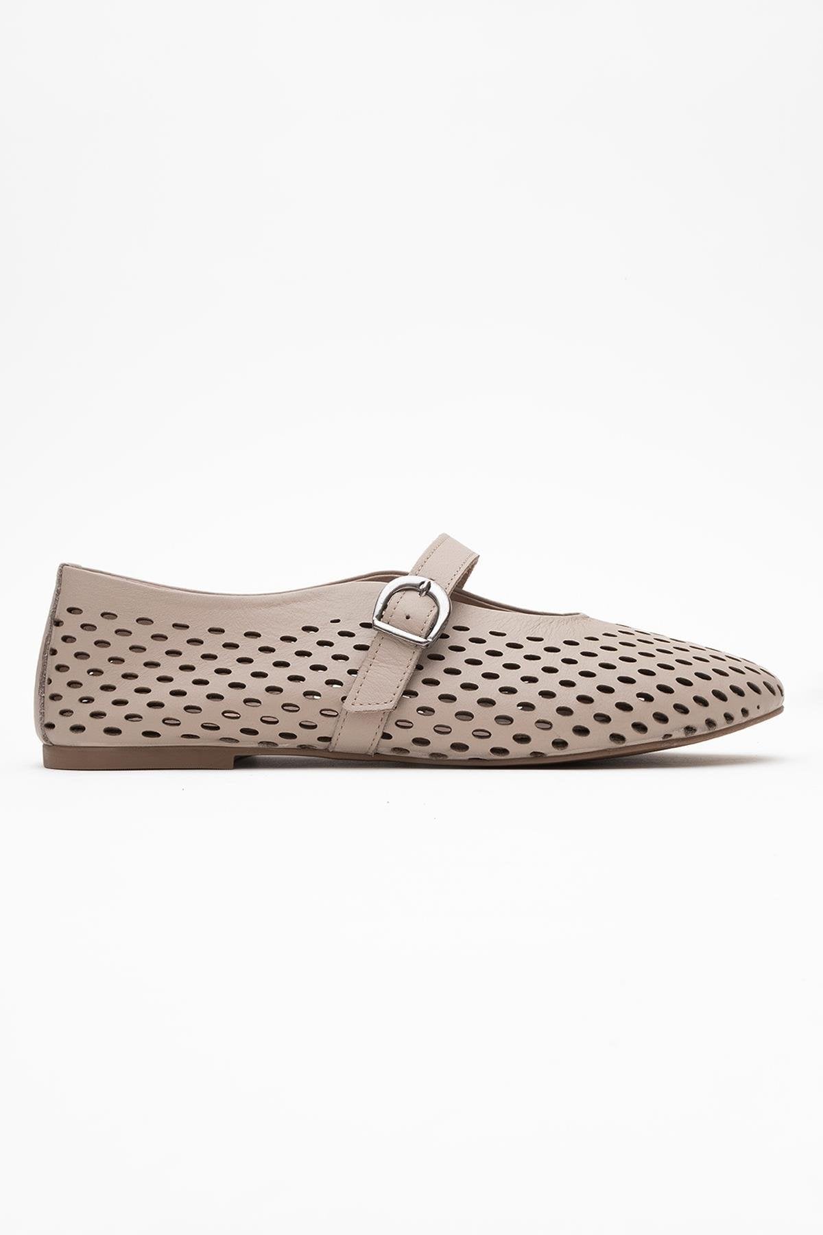 Arian Cream Beige Leather Ballet Flat – top view showing leather, red, Vowalisse