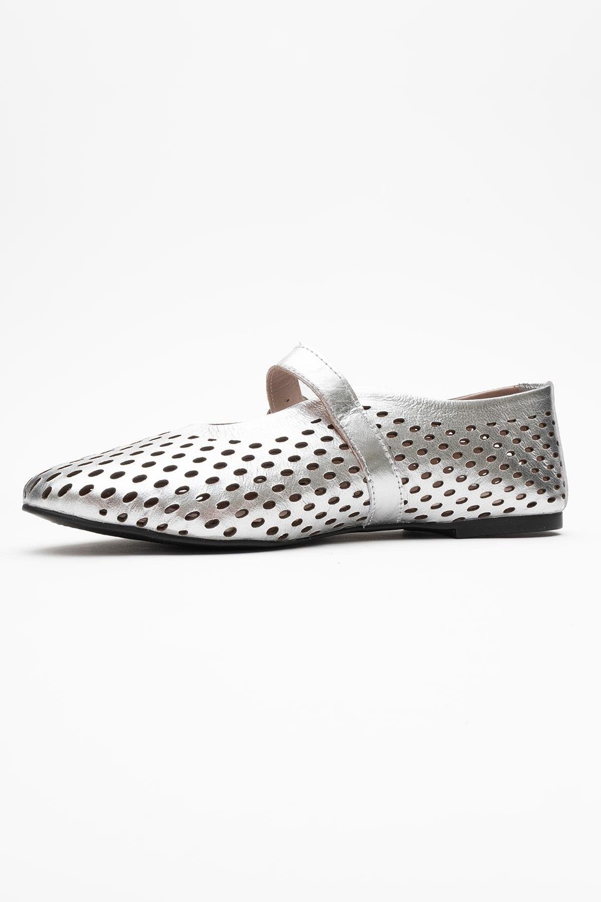 Arian Silver Leather Ballet Flat – heel view showing leather, silver, red, Vowalisse