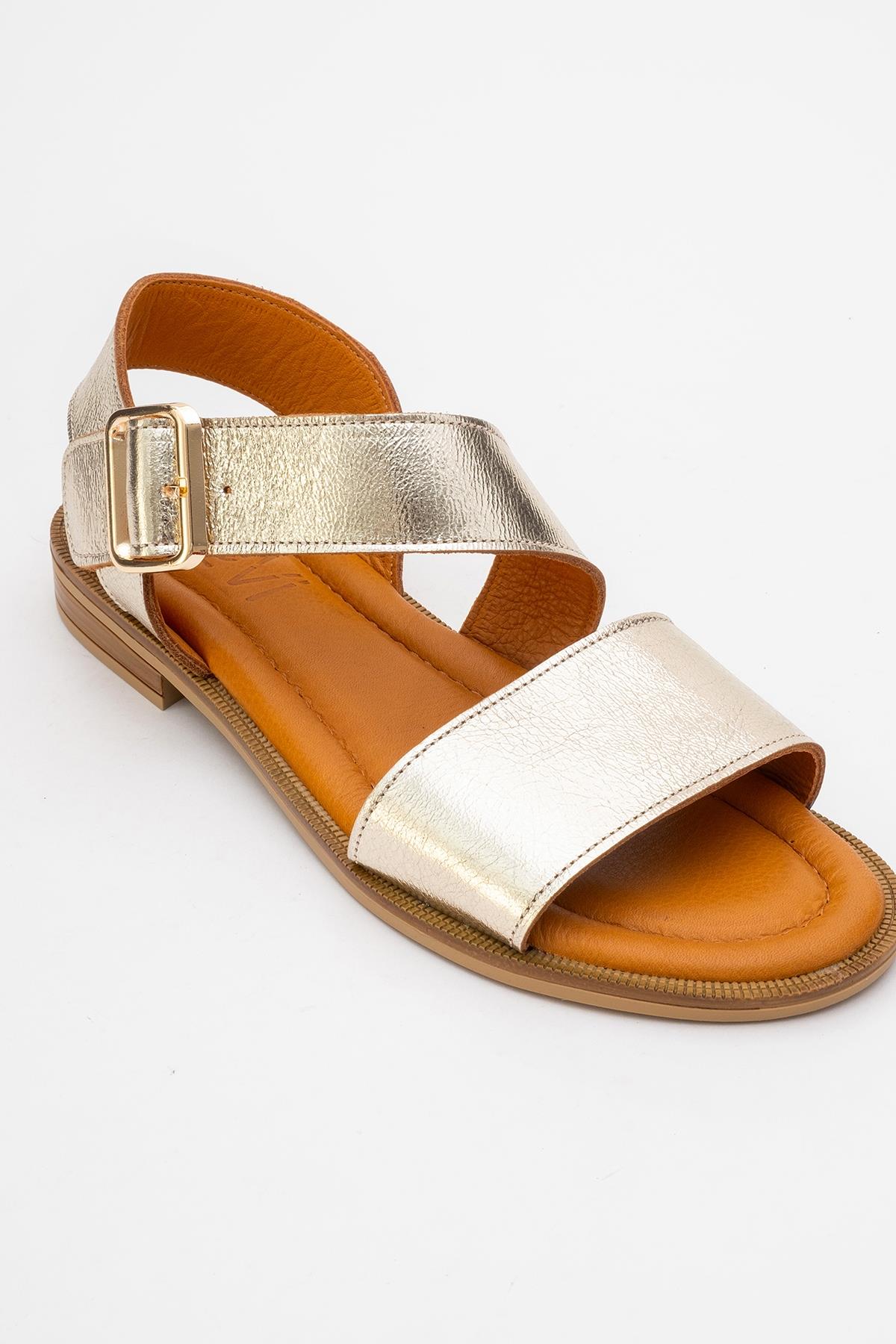 Majesty Gold Leather Sandal – detail view showing leather, gold, red, Vowalisse