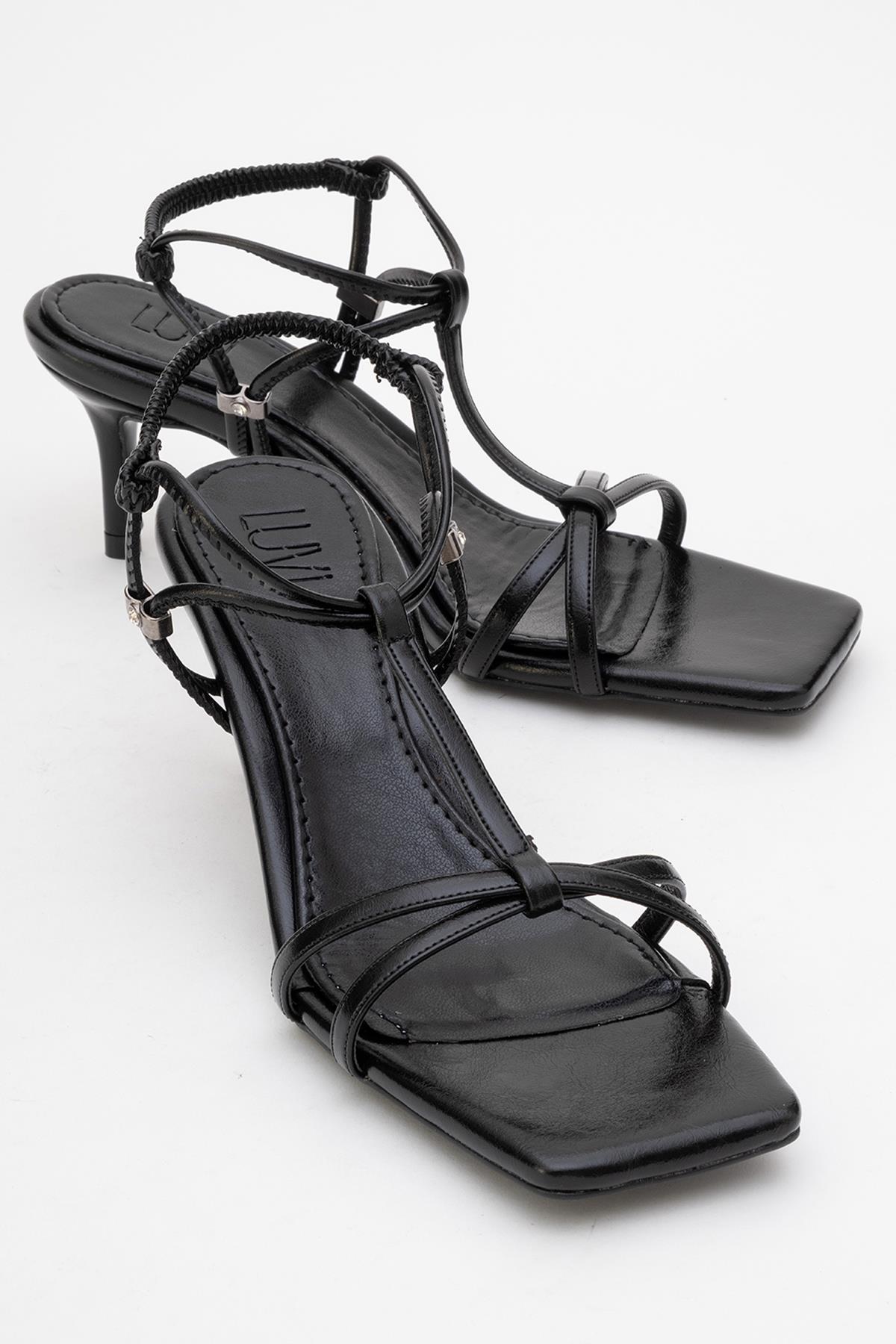 Gibson Black Square‑Toe Stiletto Sandal – front three-quarter view showing leather, black, red, Vowalisse