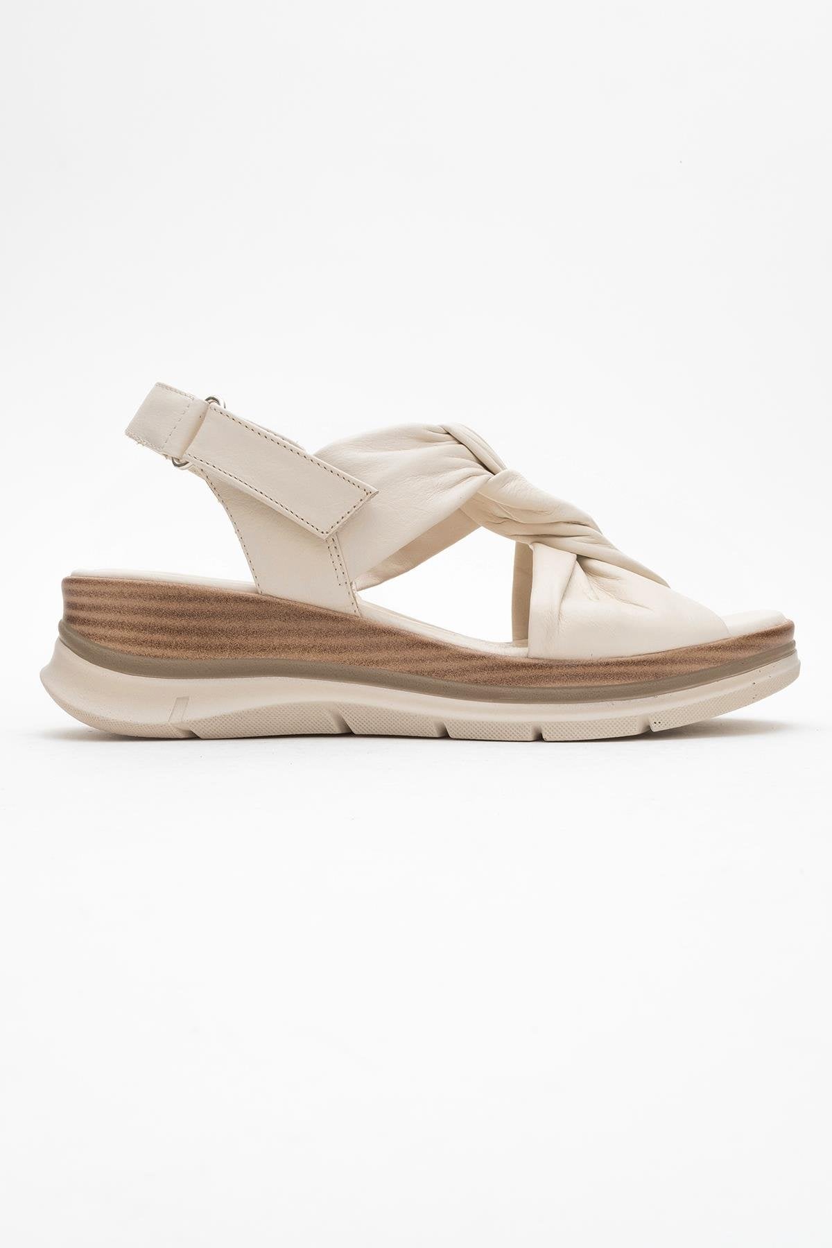 Oara - Beige Leather Sandal – top view showing leather, Vowalisse