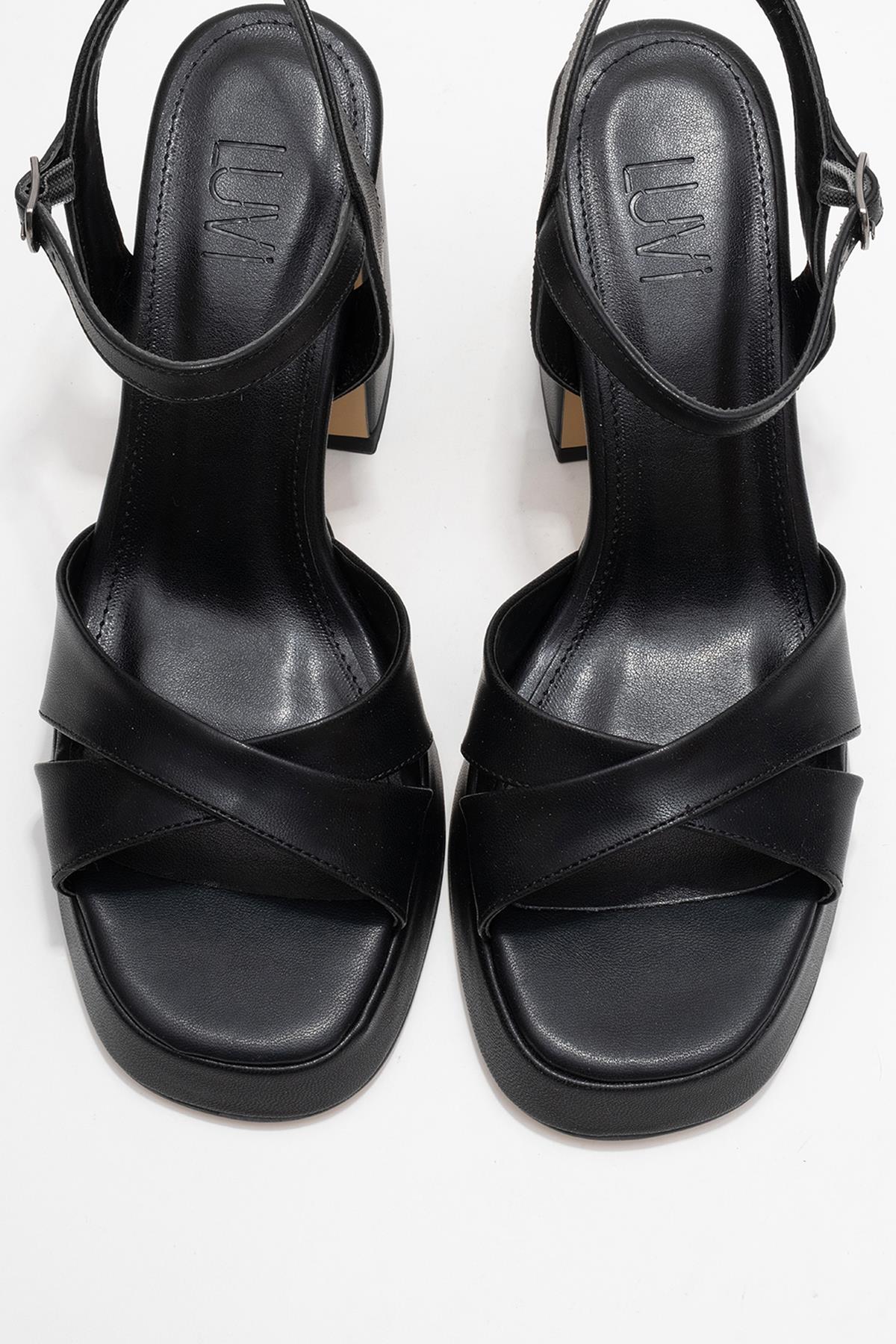 Lello - Black Platform Heel Shoe – side view showing leather, black, Vowalisse
