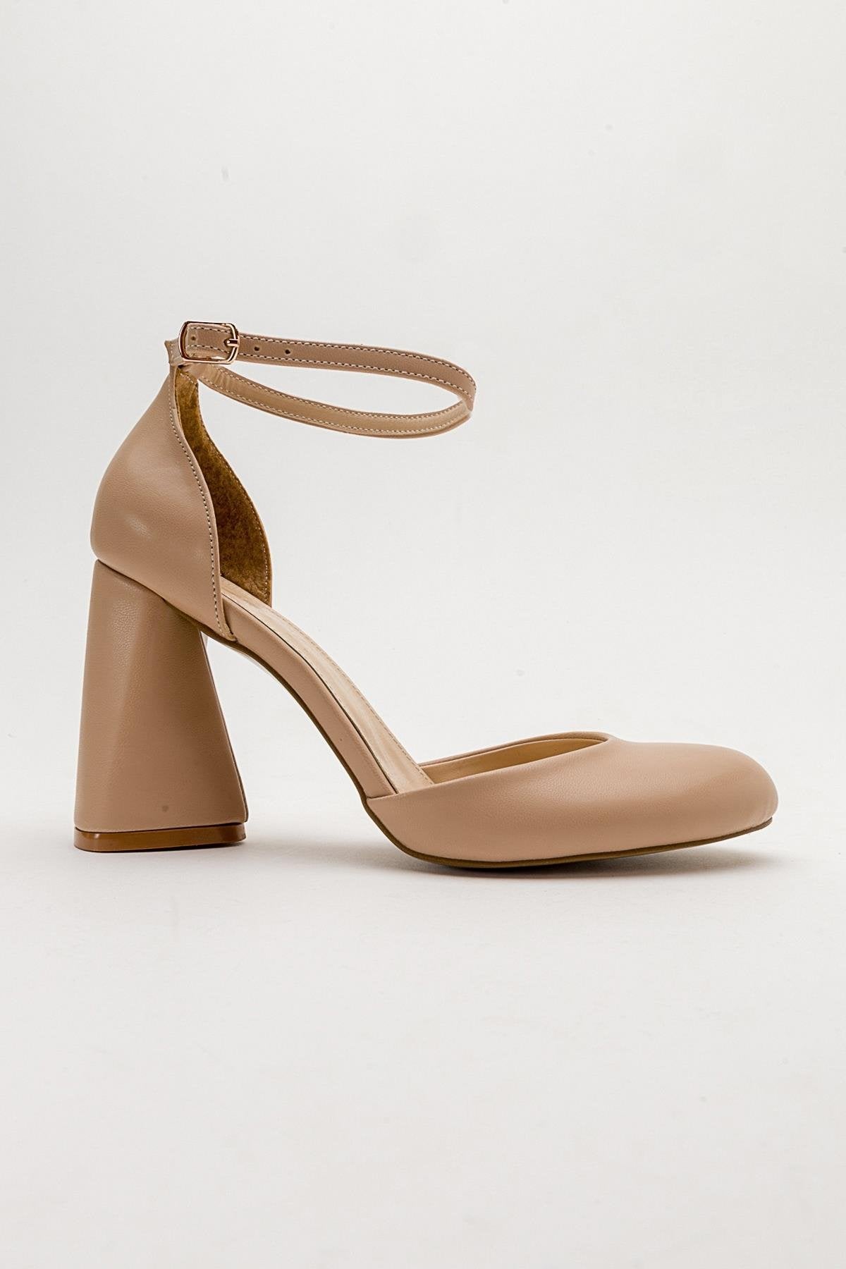 Oslo - Beige Heeled Shoe – top view showing leather, Vowalisse
