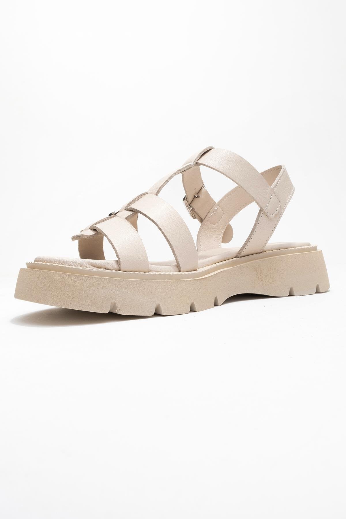 Melvin Beige Leather Sandal – heel view showing leather, red, Vowalisse