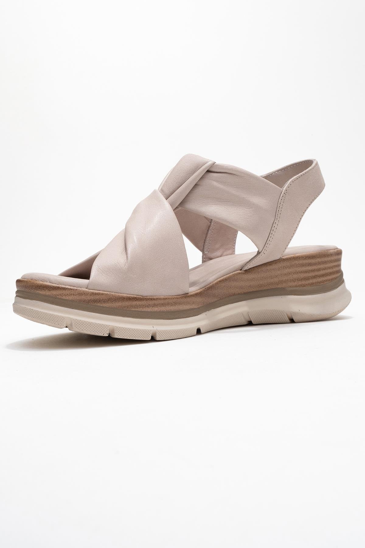 Oara - Cream Leather Sandal – heel view showing leather, Vowalisse