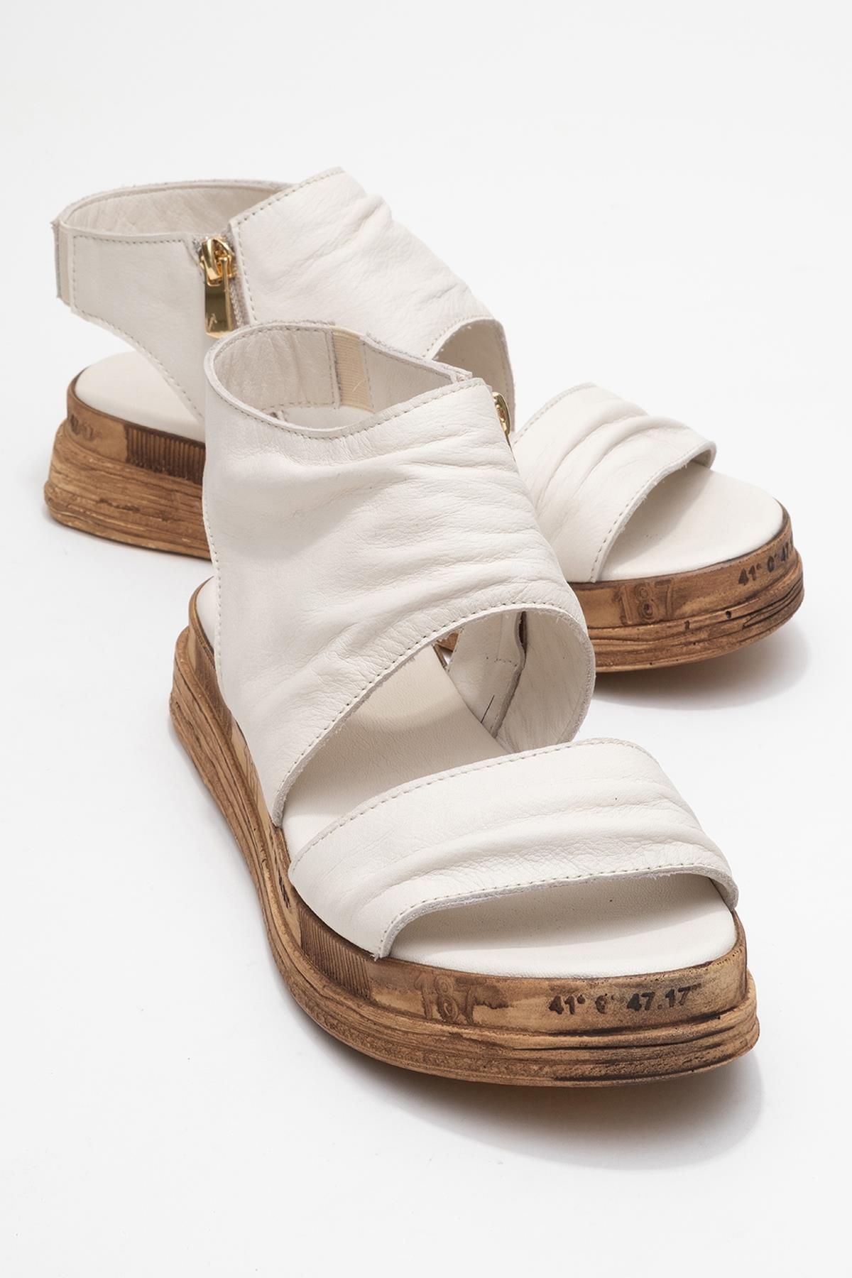 Lunas Cream Leather Side‑Zip Flat Heel Sandal – front three-quarter view showing leather, red, Vowalisse