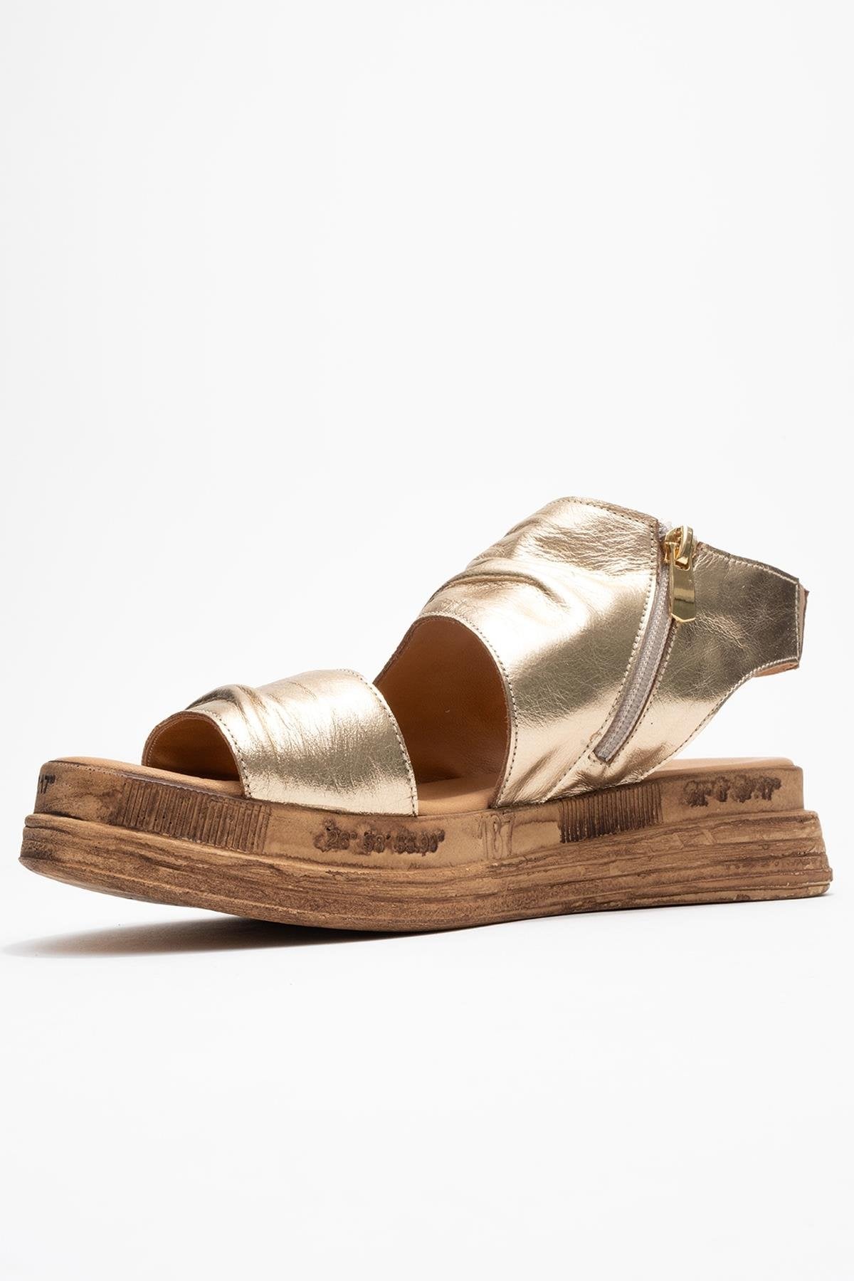 Lunas Gold Leather Side‑Zip Flat Heel Sandal – heel view showing leather, gold, red, Vowalisse