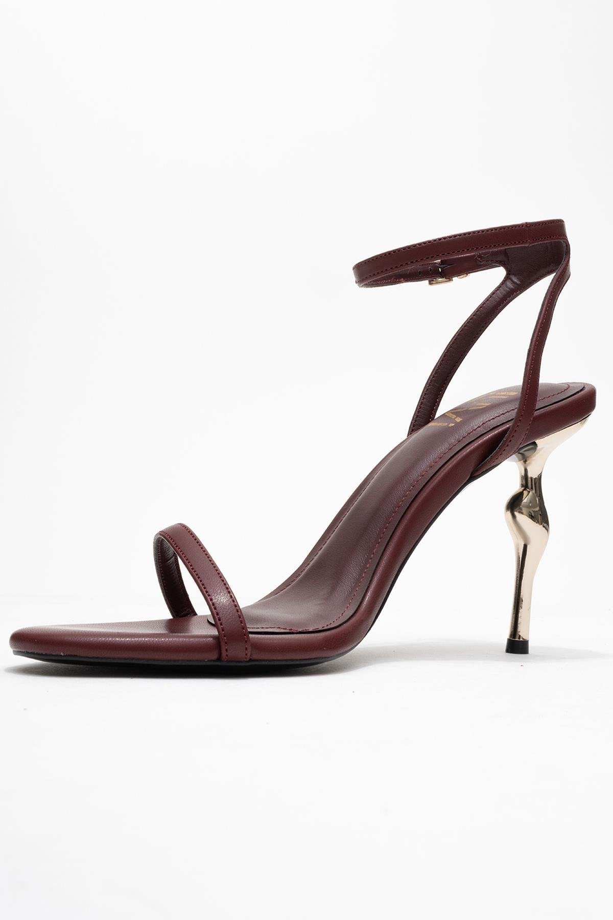 Jasmin - Burgundy Single Strap Heeled Shoe – heel view showing leather, Vowalisse