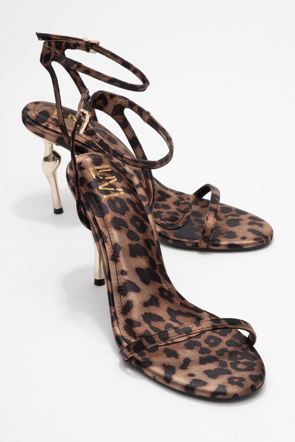 Jasmin - Black/Yellow Patterned Single-Band Stiletto Heel Shoe – front three-quarter view showing black, Vowalisse