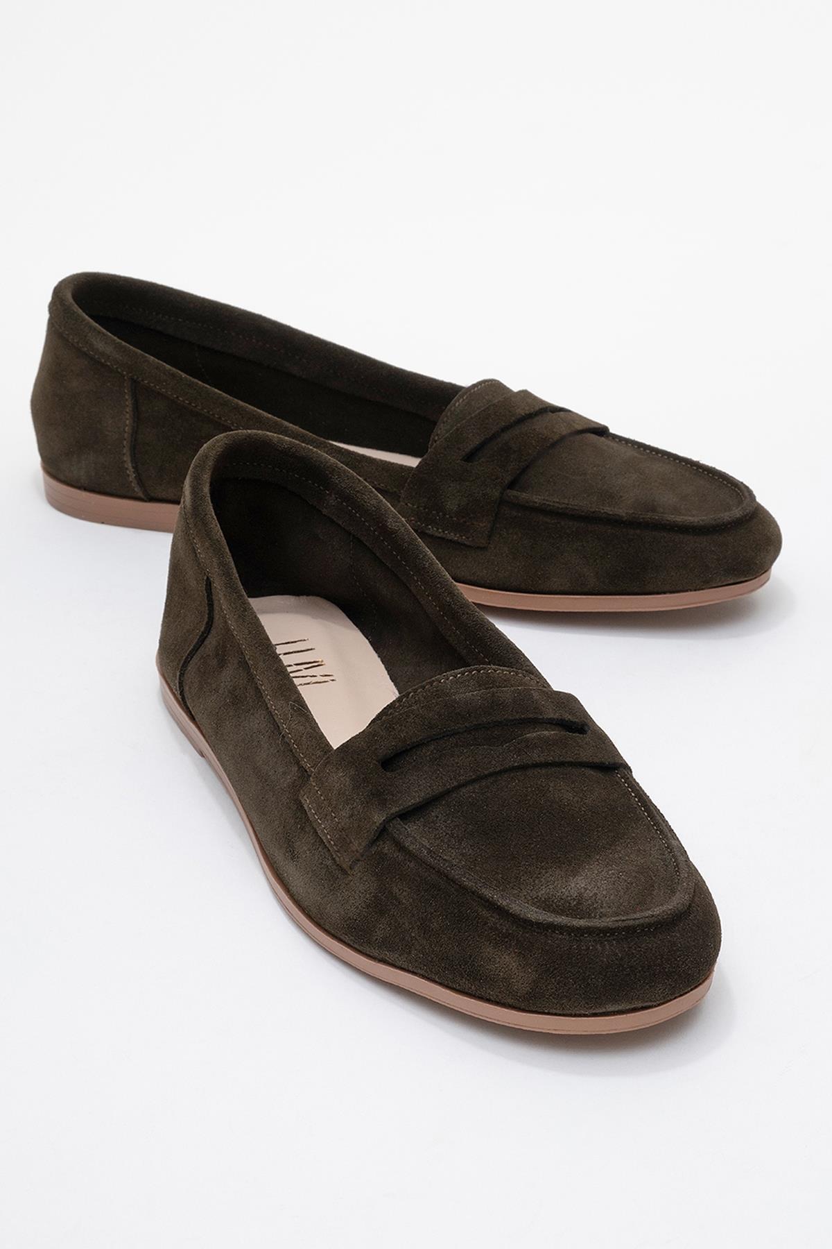 Dorothy - Dark Green Suede Leather Loafers – front three-quarter view showing leather, suede, green, Vowalisse