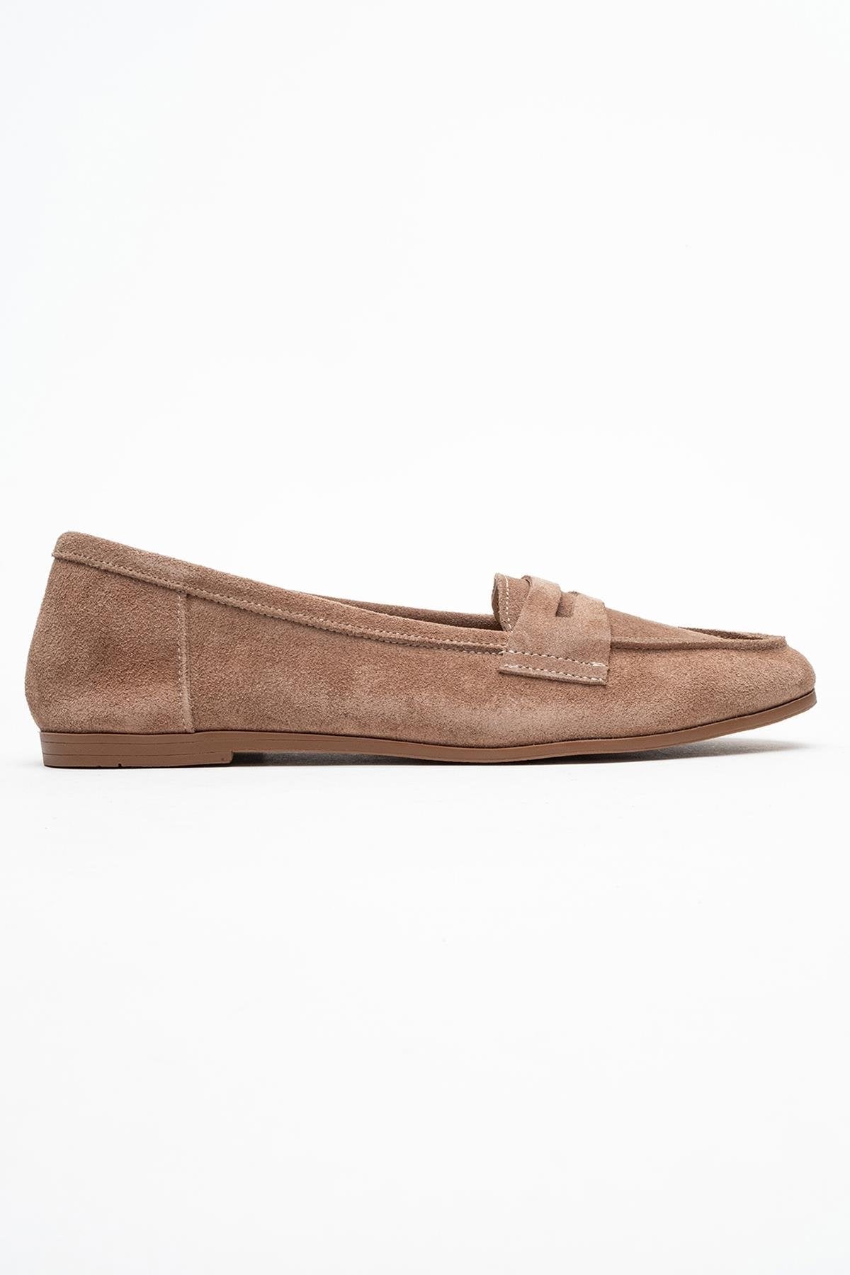 Dorothy - Light Brown Suede Leather Loafers – top view showing leather, suede, Vowalisse