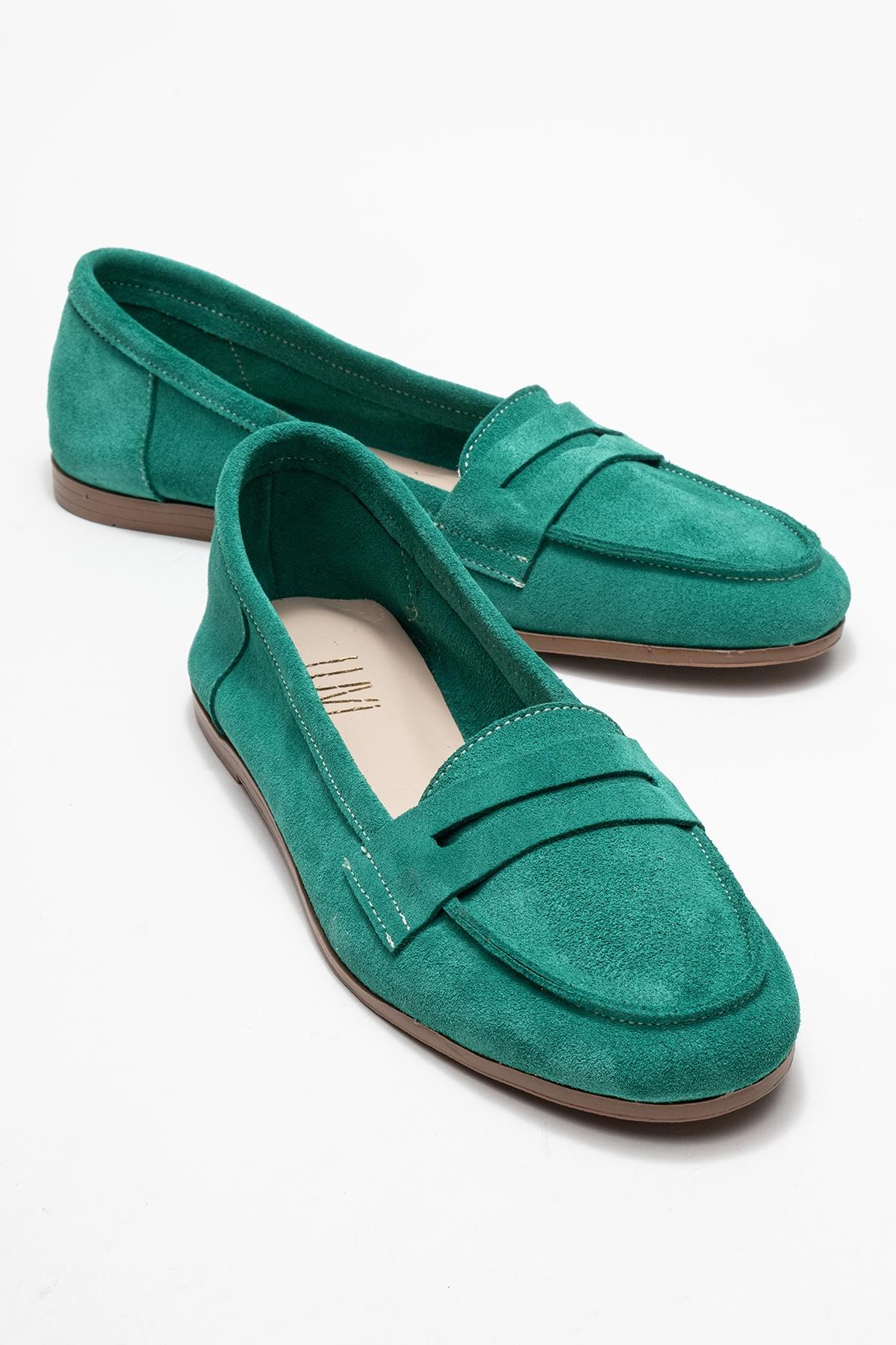 F02 - Emerald Suede Genuine Leather Loafer – front three-quarter view showing leather, suede, Vowalisse