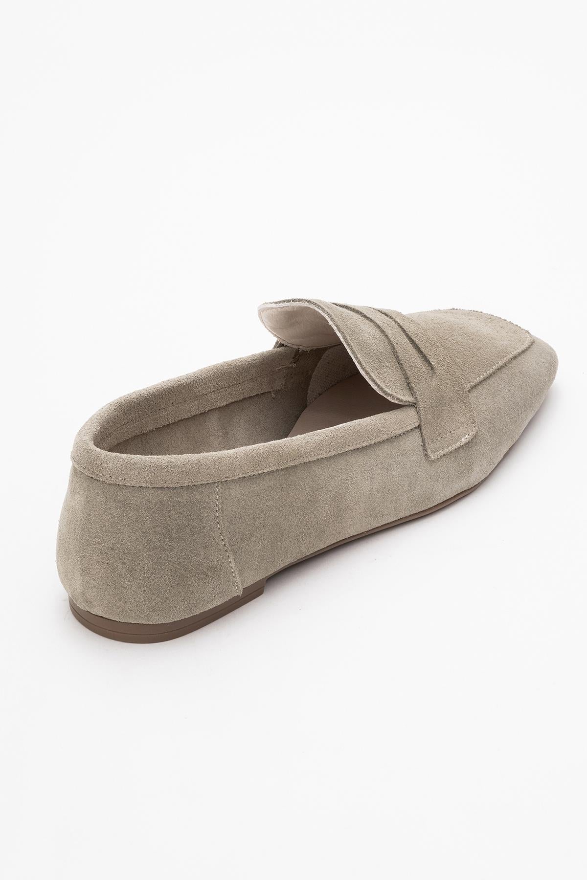 Rubra - Beige Suede Genuine Leather Loafer – heel view showing leather, suede, Vowalisse