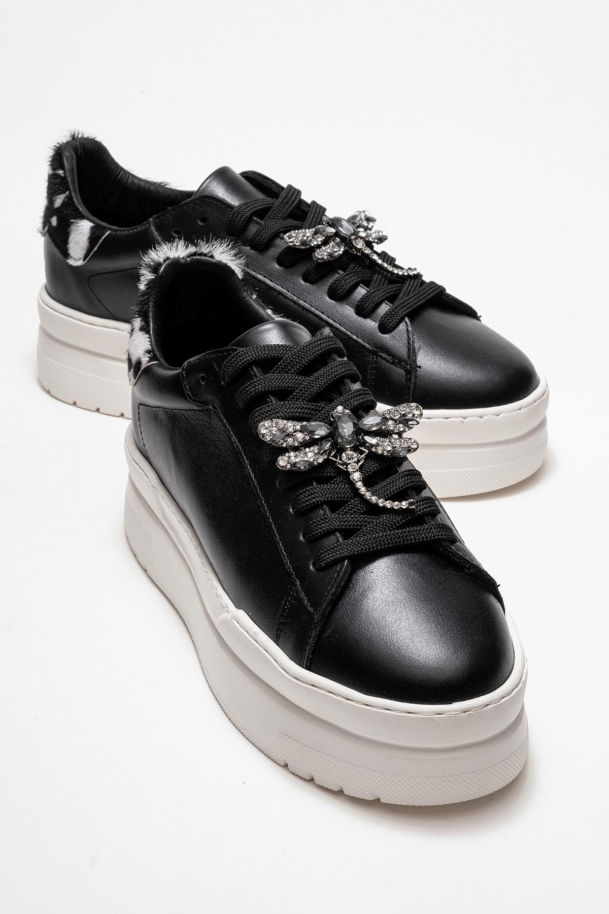 Laren - Black Genuine Leather Buckle Casual Sneaker – front three-quarter view showing leather, black, Vowalisse