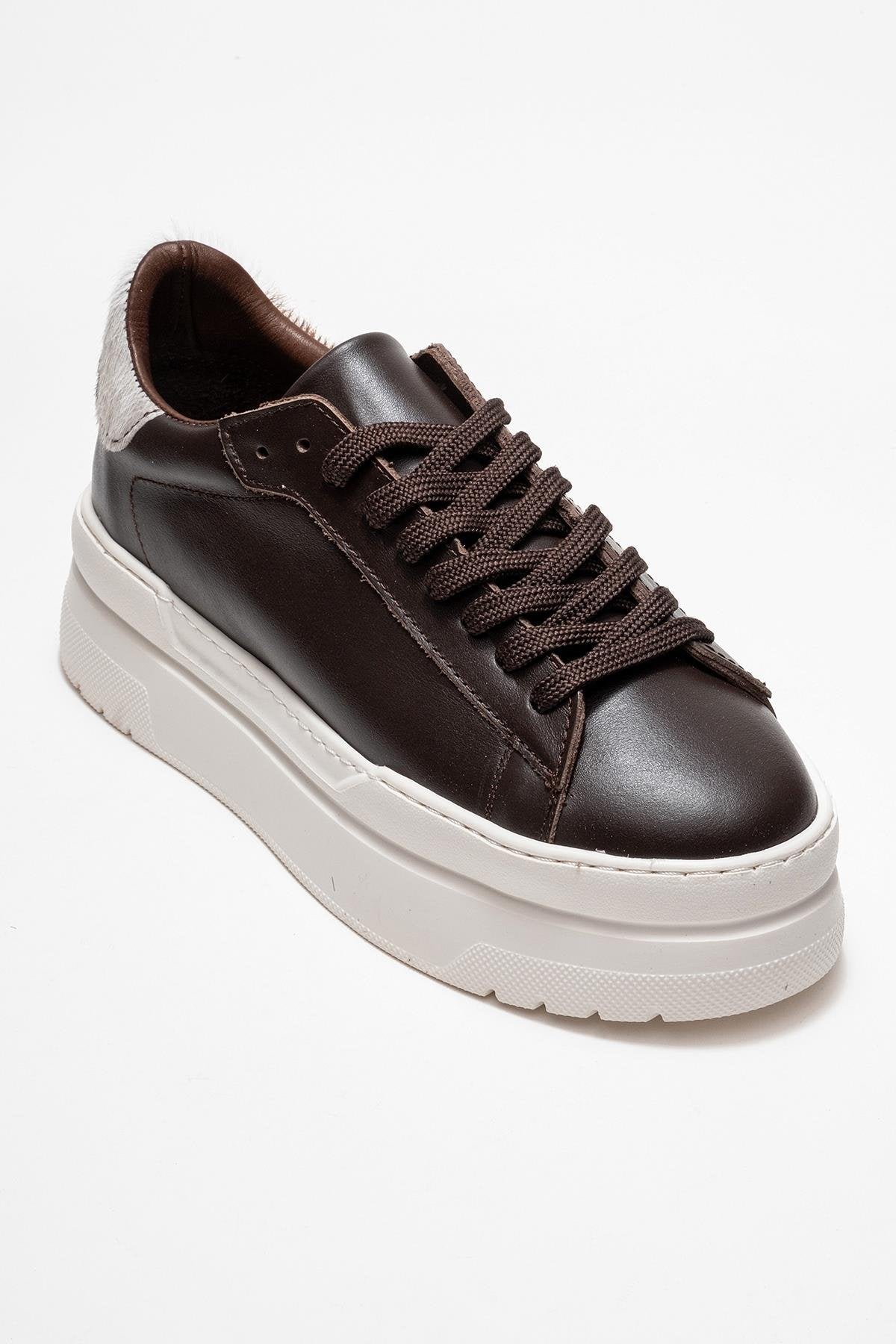 Anabel - Taupe Suede Genuine Leather Casual Sneaker – detail view showing leather, suede, Vowalisse