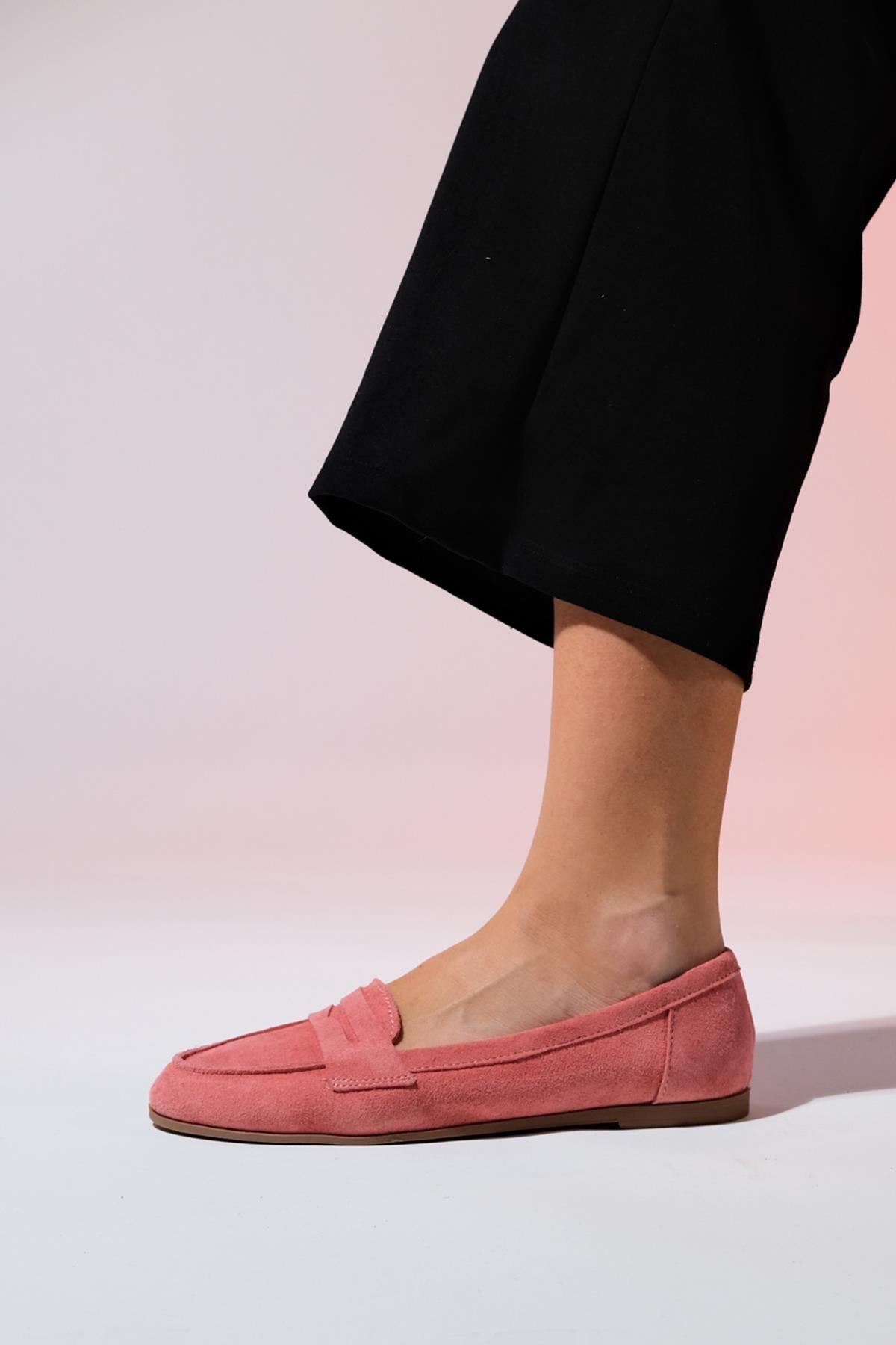 Dorothy - Dusty Rose Suede Leather Loafers – heel view showing leather, suede, Vowalisse