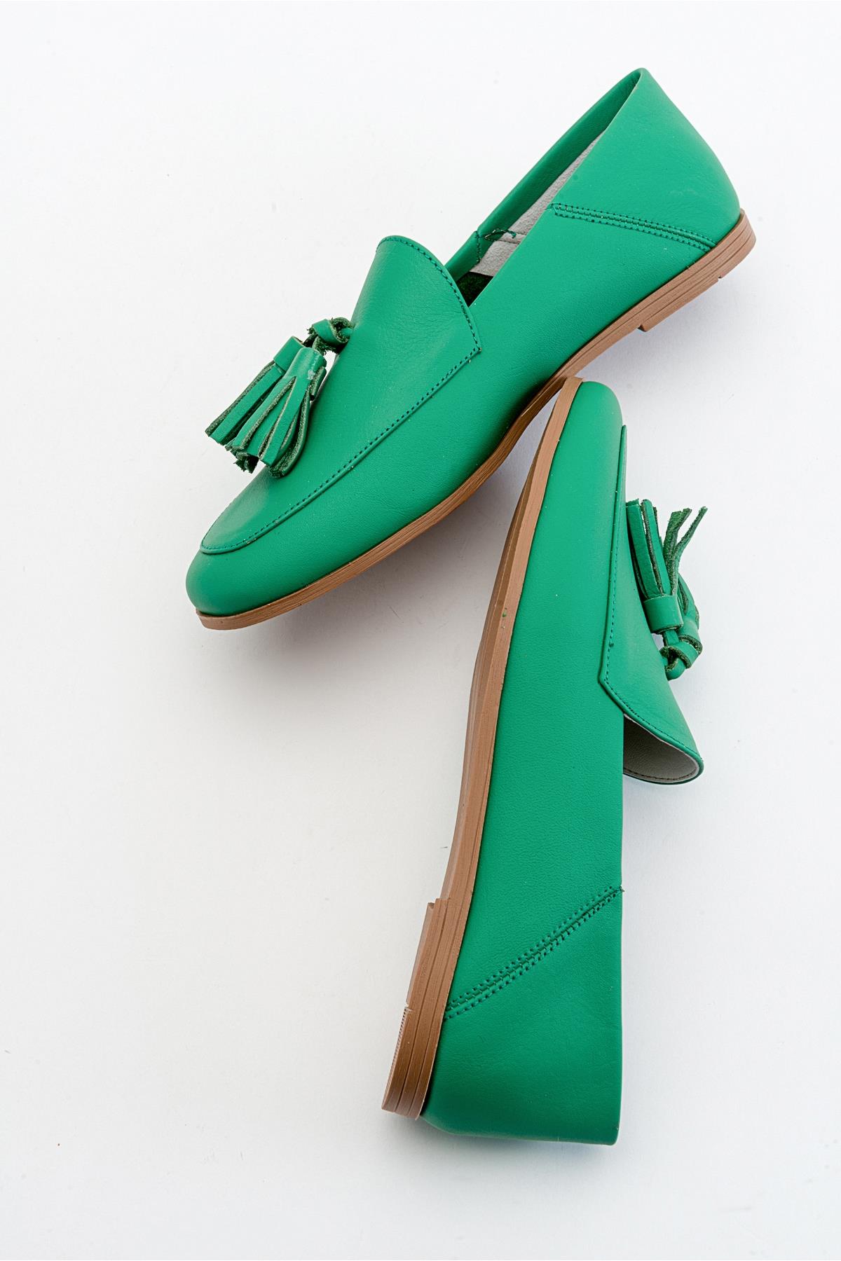 F04 - Forest Green Genuine Leather Tassel Loafer – detail view showing leather, green, Vowalisse