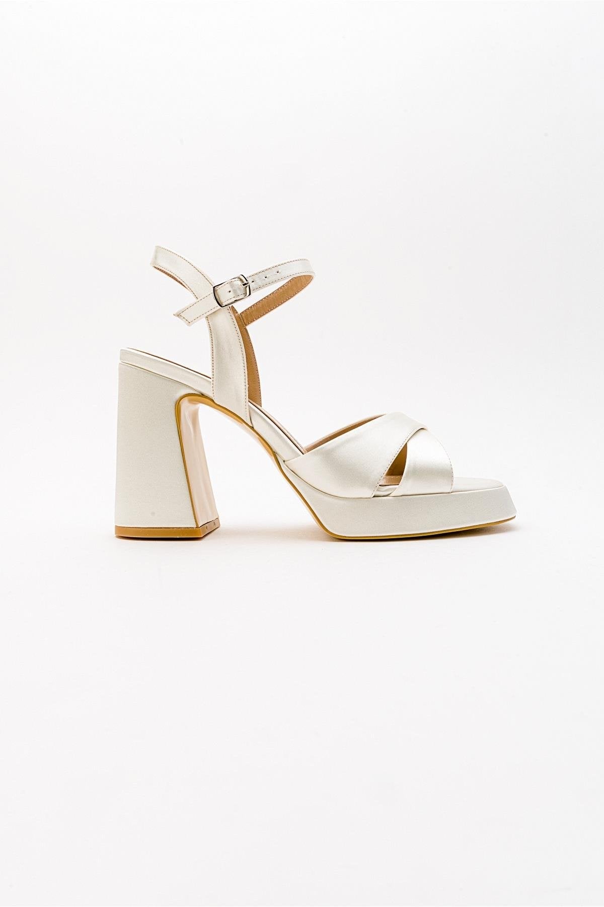Lello - Ecru Beige Satin Platform Heel Shoe – top view showing satin, leather, Vowalisse