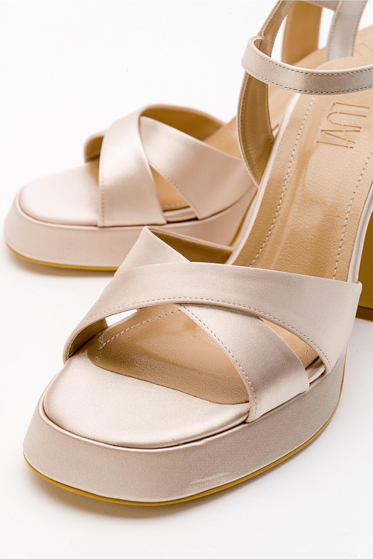 Lello - Beige Satin Platform Heel Shoe – side view showing satin, leather, Vowalisse