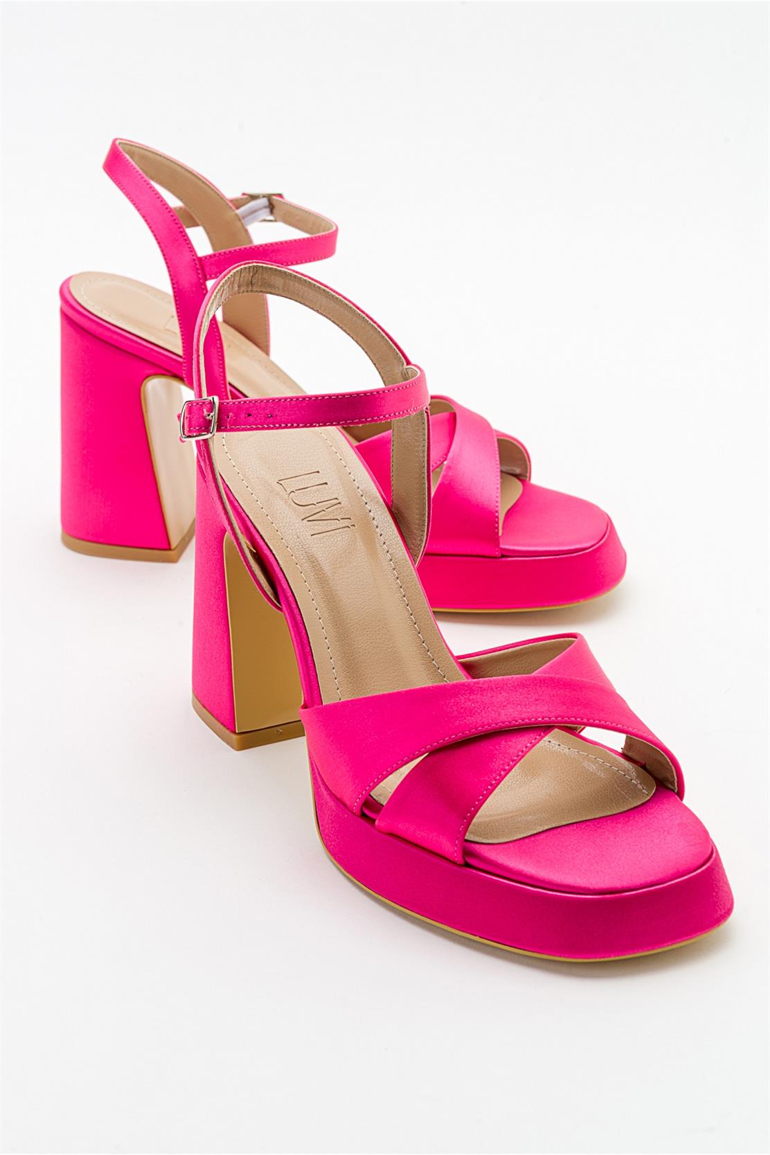 Lello - Fuchsia Satin Platform Heel – front three-quarter view showing satin, leather, Vowalisse