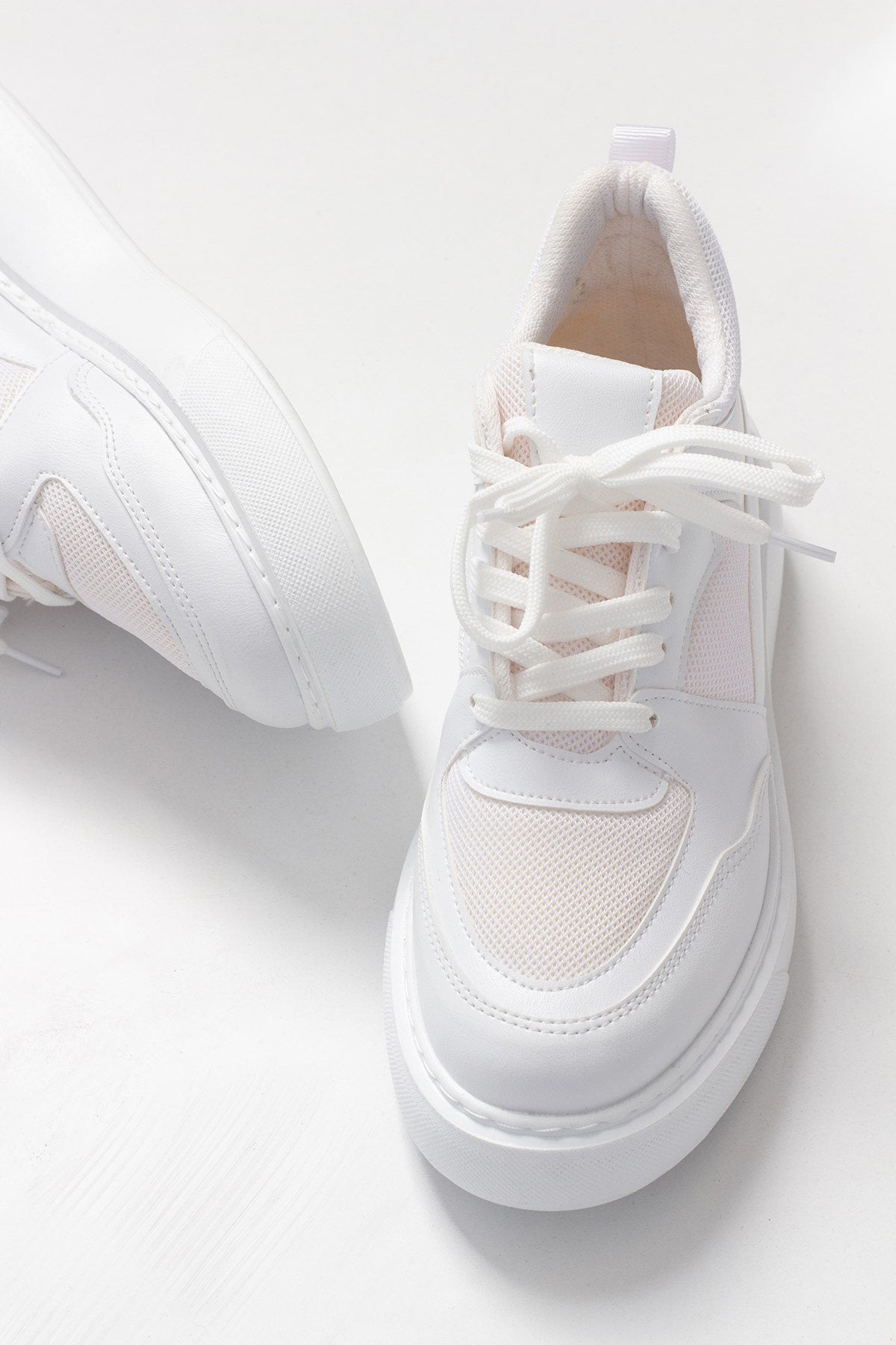 Pure - White Mesh Sneaker – detail view showing leather, mesh, white, Vowalisse