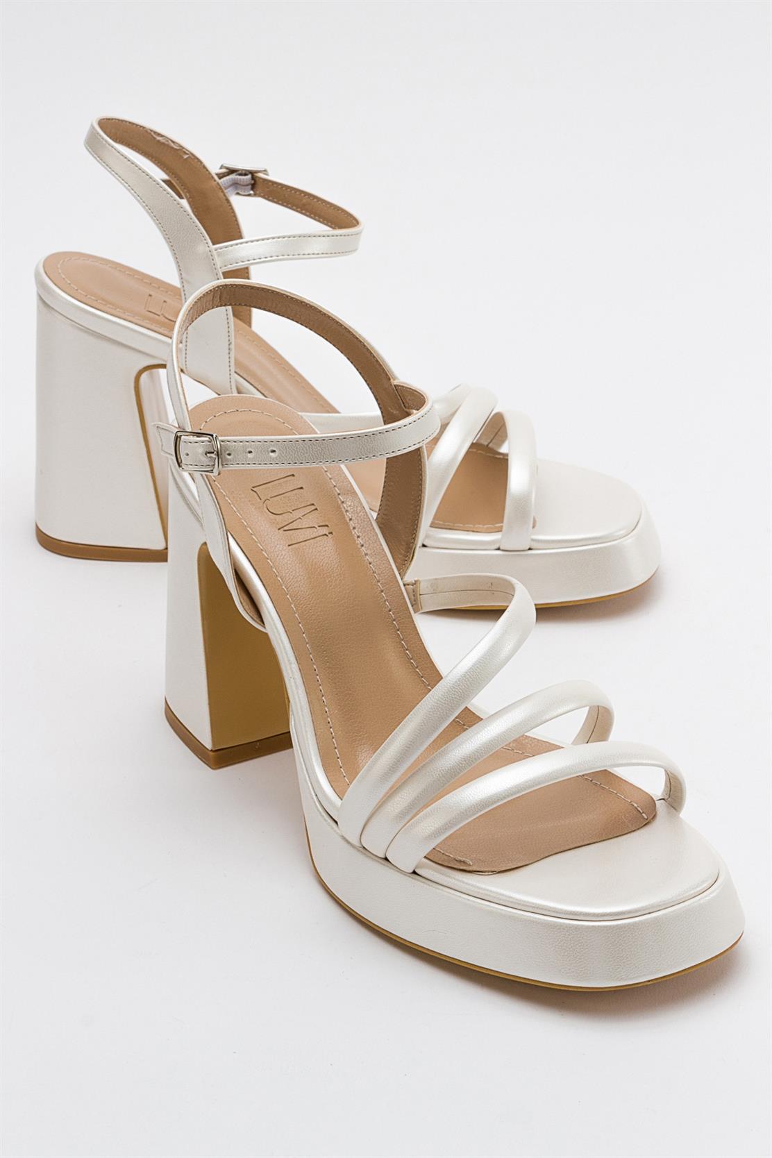 Heas Ivory Platform Sandal – front three-quarter view showing leather, ivory, Vowalisse