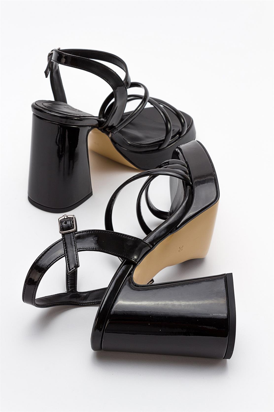 Heas Black Platform Sandal – detail view showing leather, black, Vowalisse