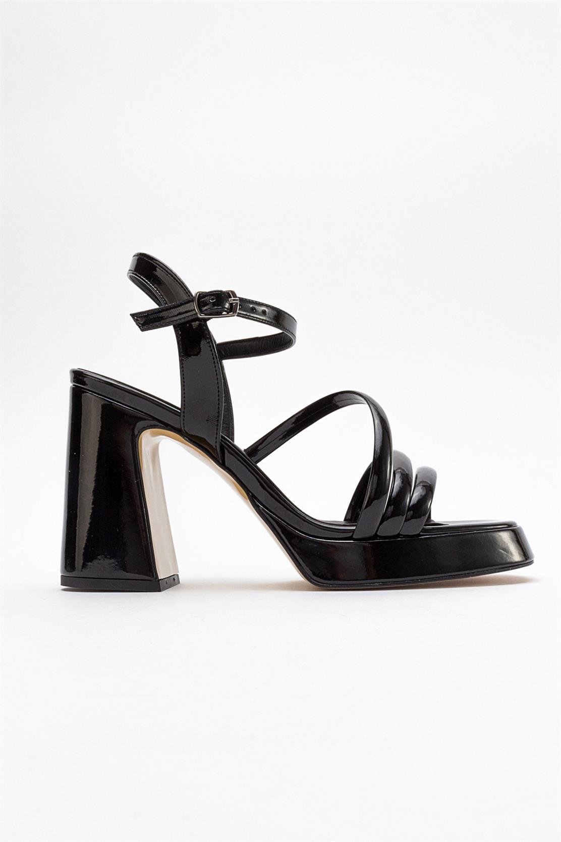 Heas Black Platform Sandal – sole view showing leather, black, Vowalisse