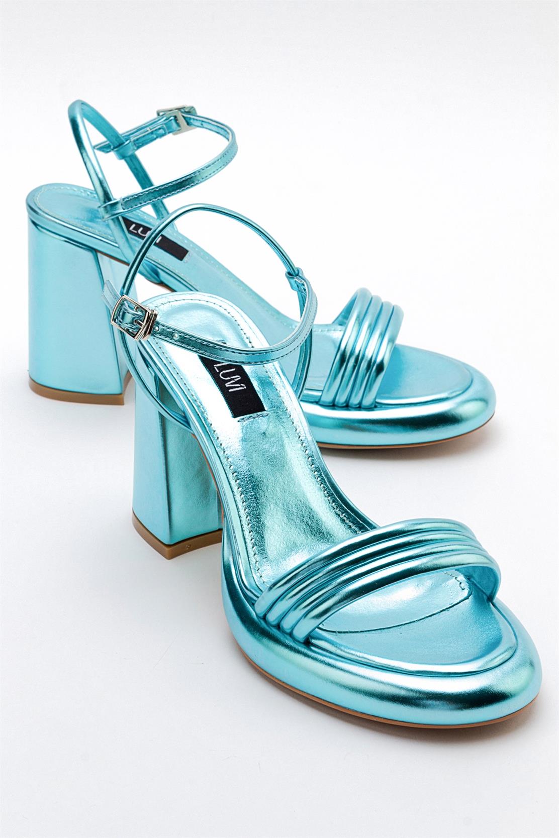 Posse - Baby Blue Metallic Heeled Shoe – front three-quarter view showing leather, metallic, blue, Vowalisse