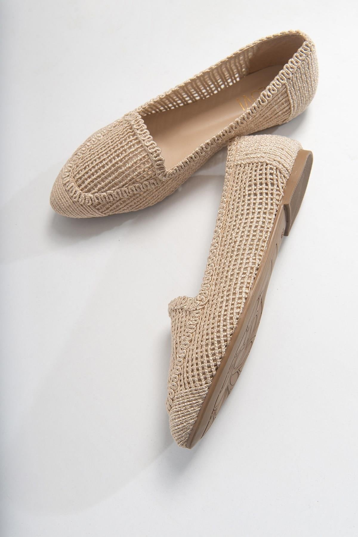 Mira Cream Beige Knit Ballet Flat – back view showing leather, Vowalisse