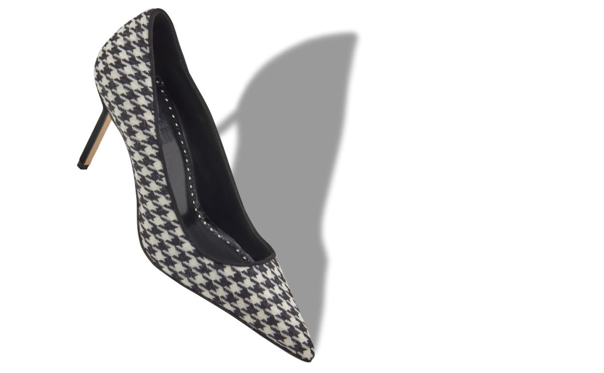 Adriana Rose Black Pointed Toe Pumps – front three-quarter view showing black pointed toe, Vowalisse