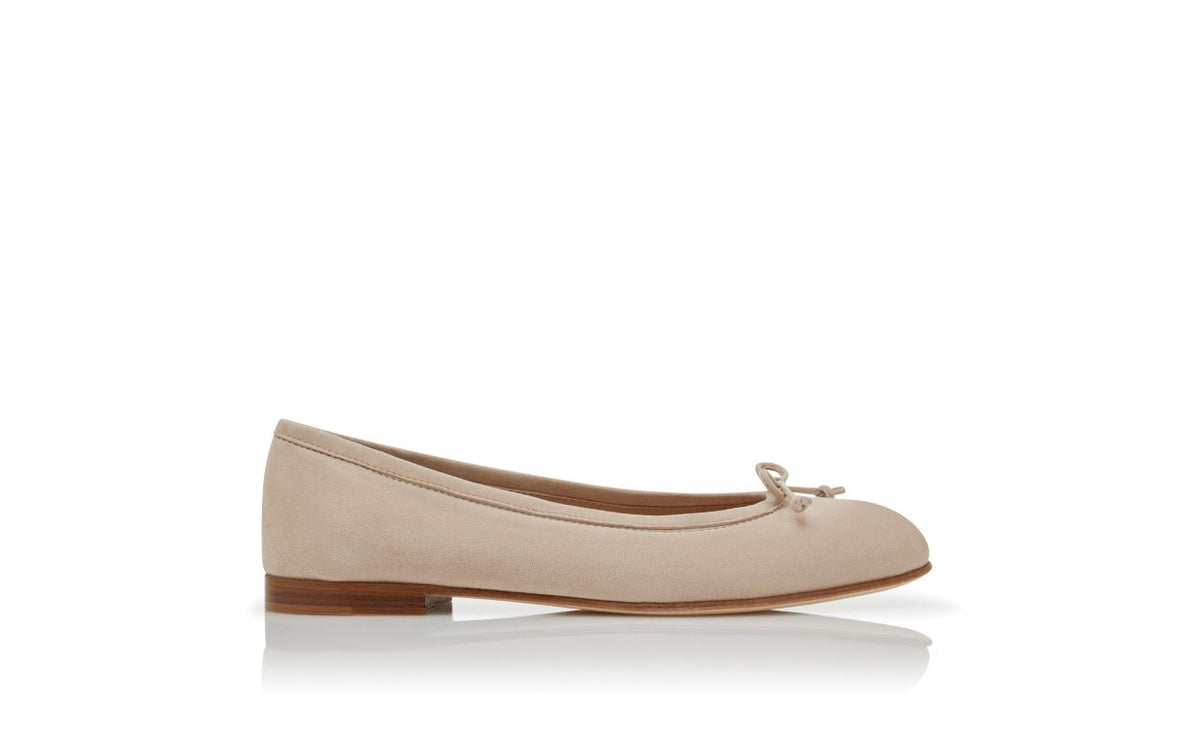 Aurelia Flame Neutral Bow Detail Pumps – side profile showing neutral bow detail, round toe, suede, Vowalisse