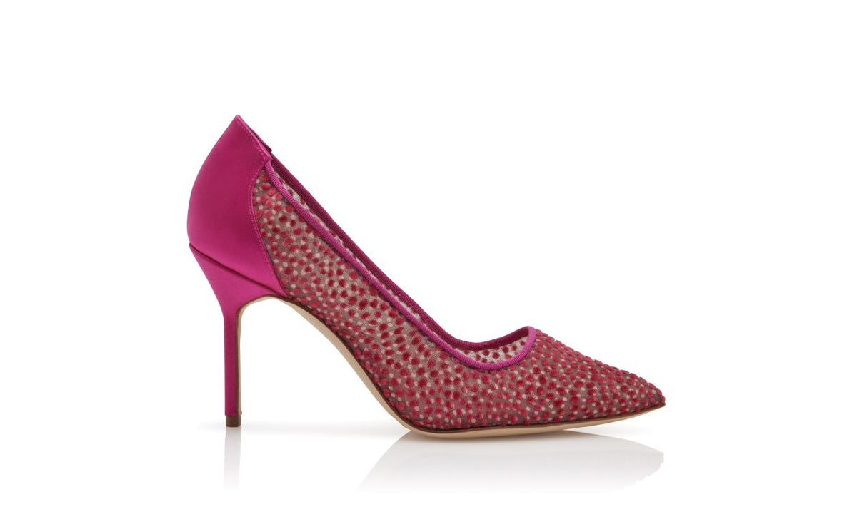 Clarisse Shine Pink Pointed Toe Pumps – side profile showing pink pointed toe, satin, Vowalisse