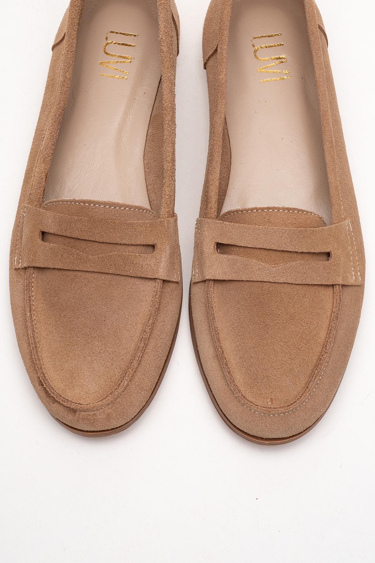 Dorothy - Camel Suede Leather Loafers – side view showing leather, suede, Vowalisse
