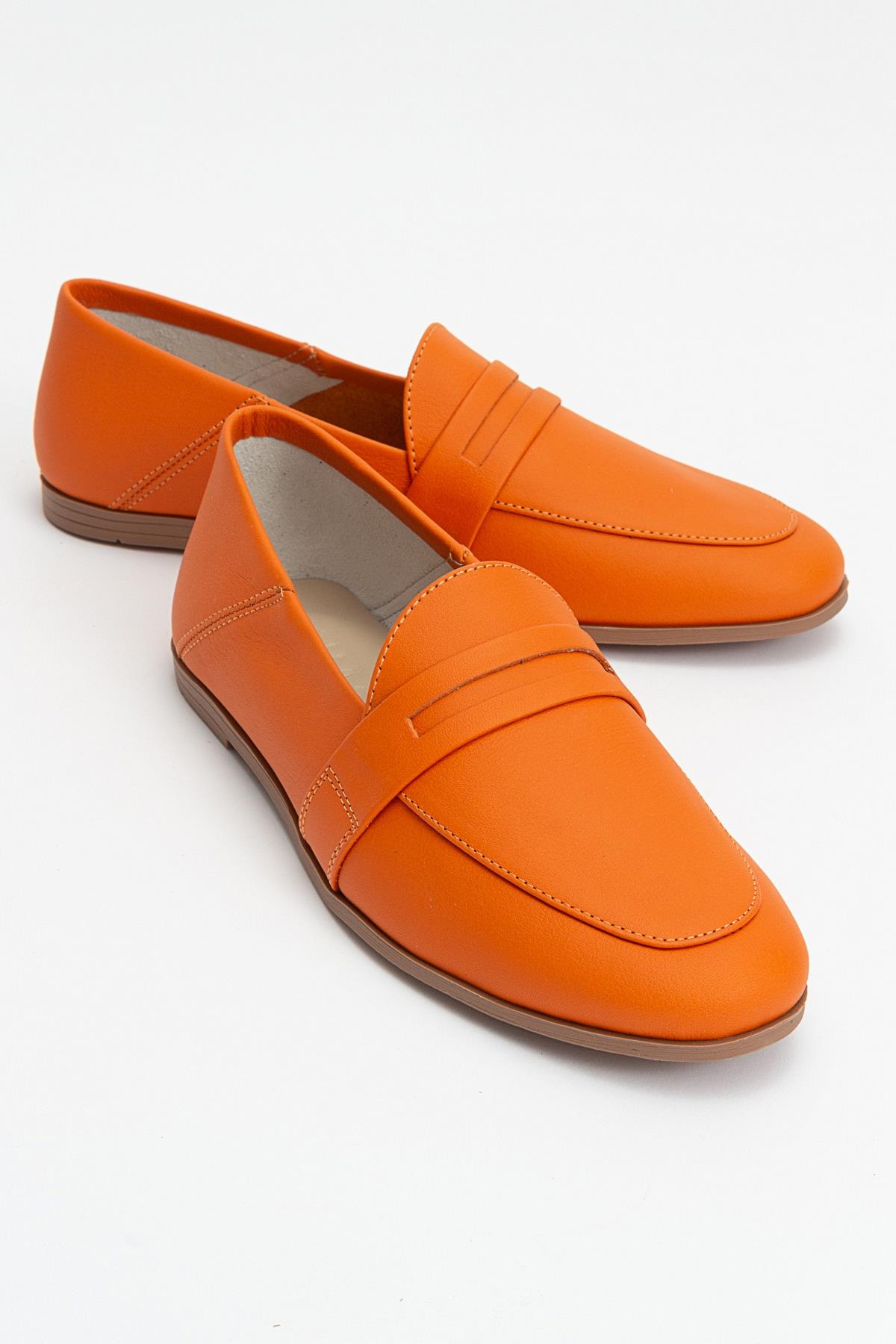 F05 - Orange Genuine Leather Loafer – front three-quarter view showing leather, Vowalisse