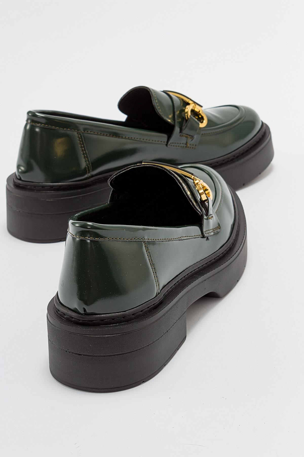 Unte - Green Loafer – back view showing leather, green, Vowalisse