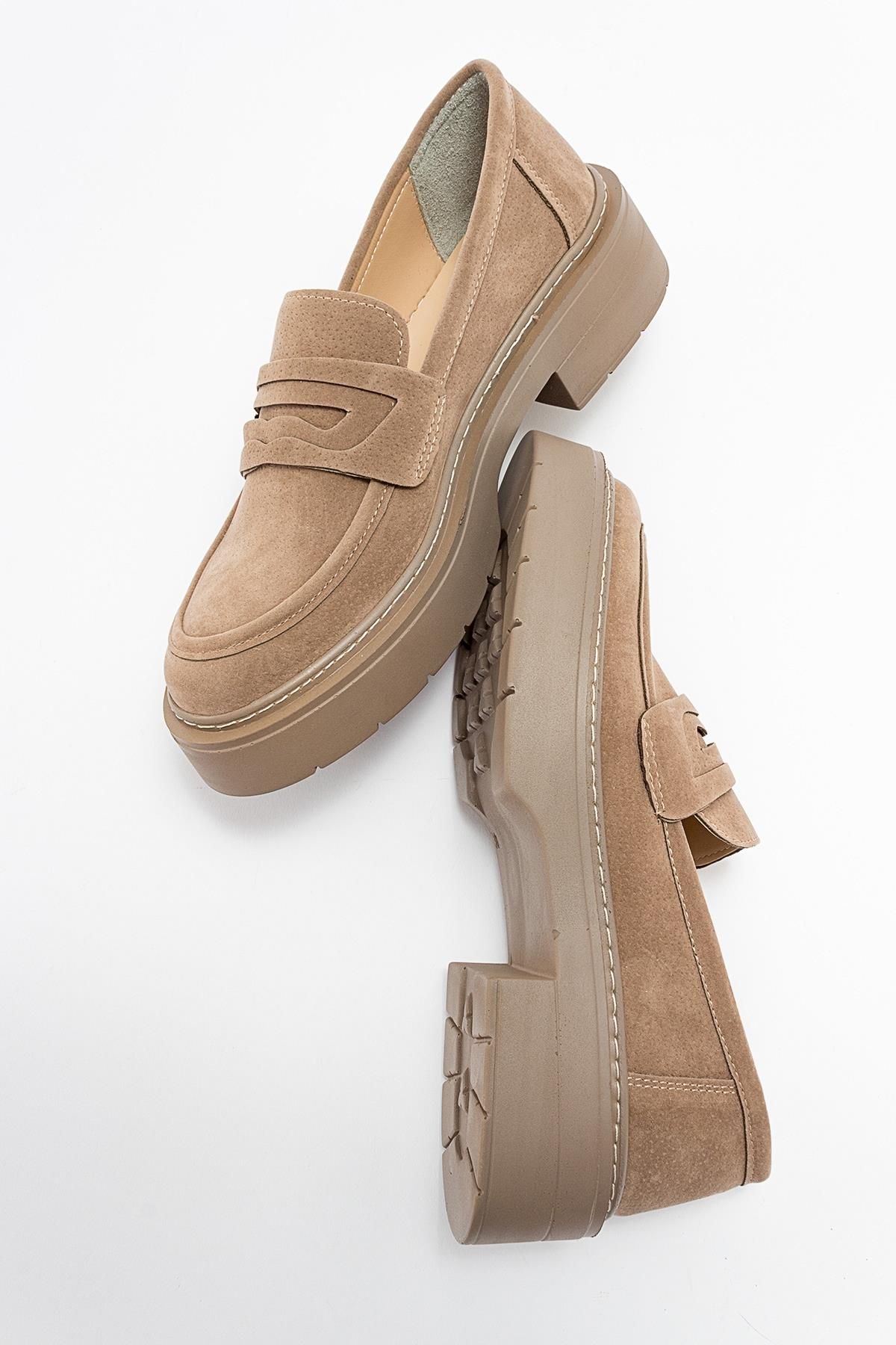 Josie - Beige Suede Loafers – detail view showing leather, suede, Vowalisse
