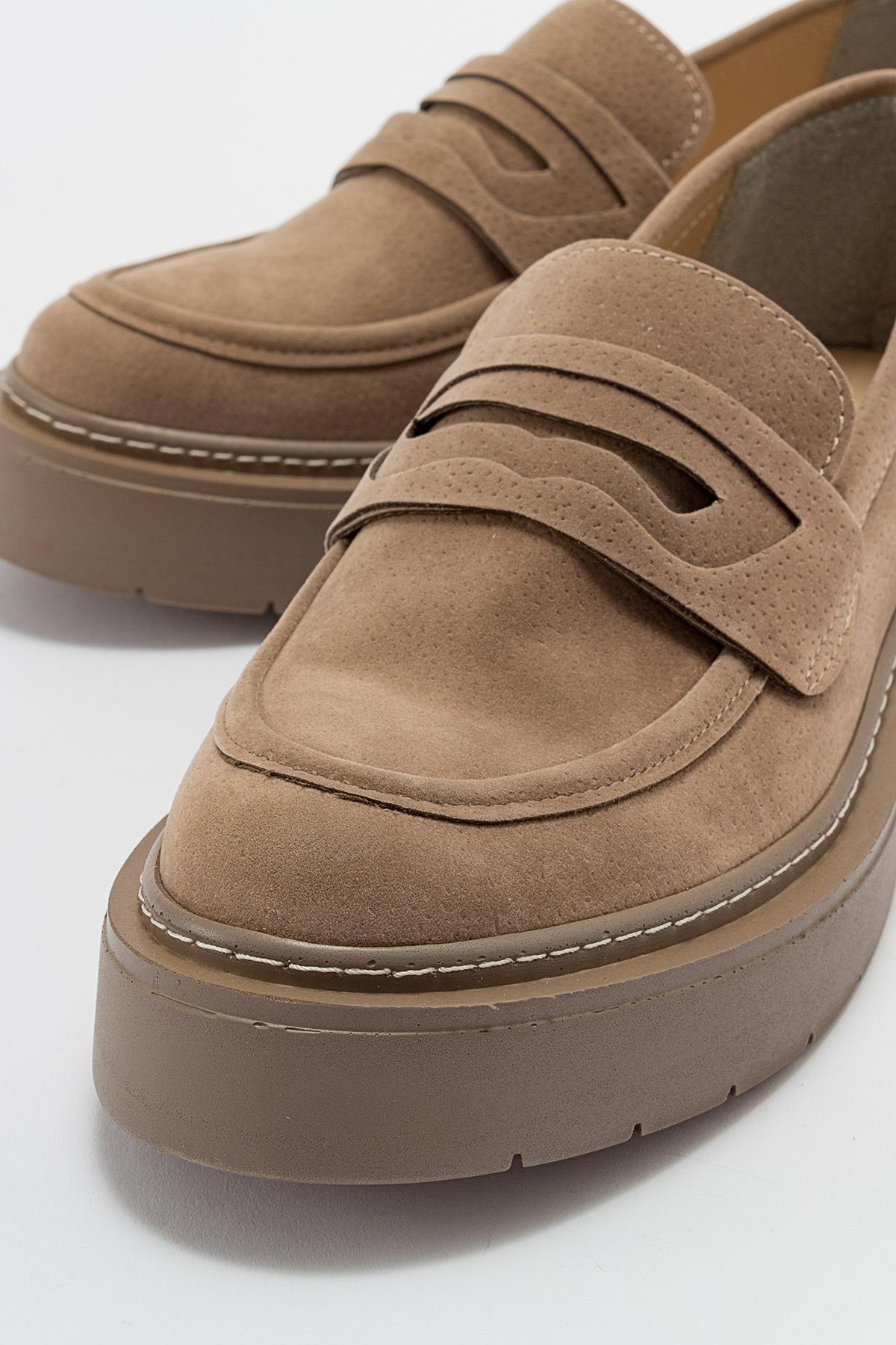 Josie - Beige Suede Loafers – heel view showing leather, suede, Vowalisse