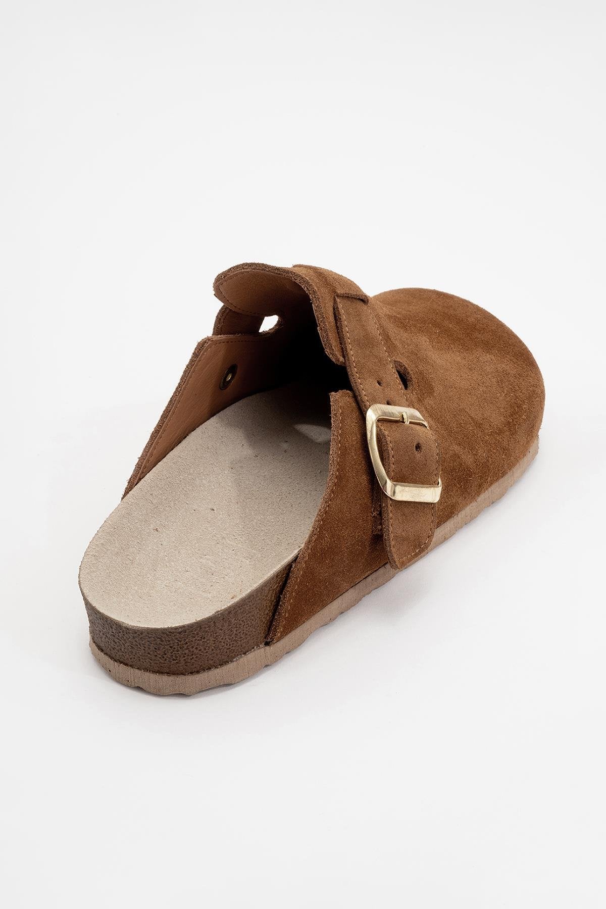 Gons - Cognac Brown Suede Leather Clogs – detail view showing leather, suede, red, Vowalisse