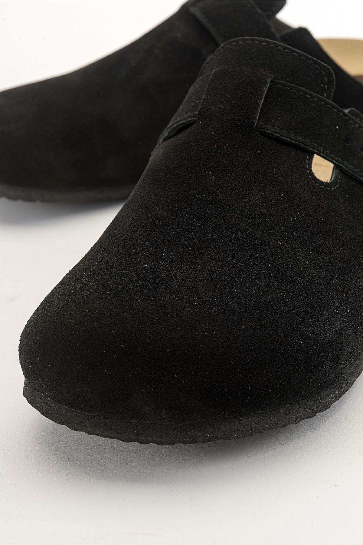 Gons - Black Suede Leather Clogs – back view showing leather, suede, black, Vowalisse