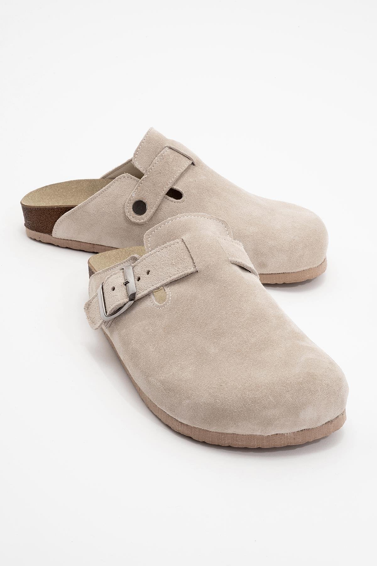 Gons - Beige Suede Leather Clogs – front three-quarter view showing leather, suede, red, Vowalisse