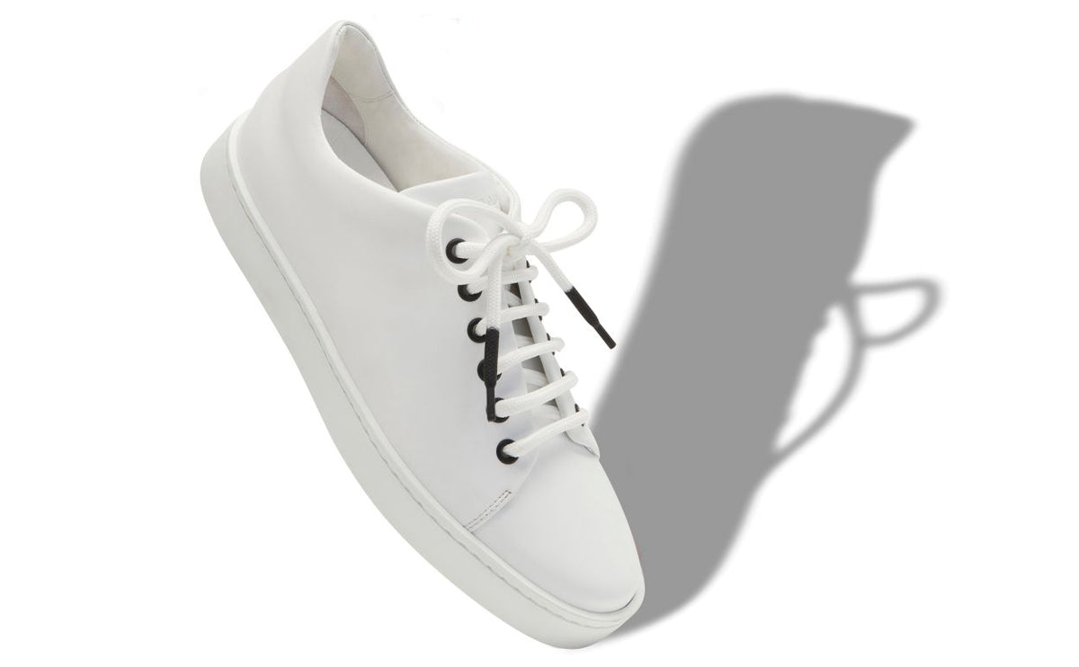 Lunette Élan White Lace Sneakers – front three-quarter view showing white lace, Vowalisse