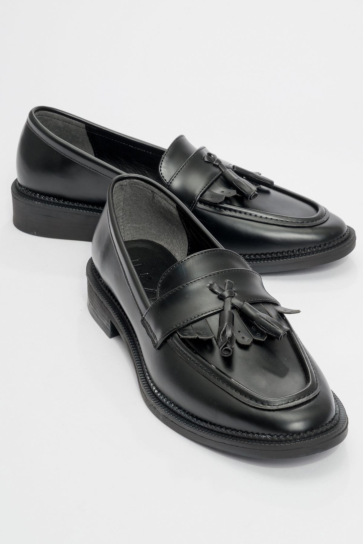 Lily - Black Matte Patent Loafer – front three-quarter view showing leather, black, red, Vowalisse