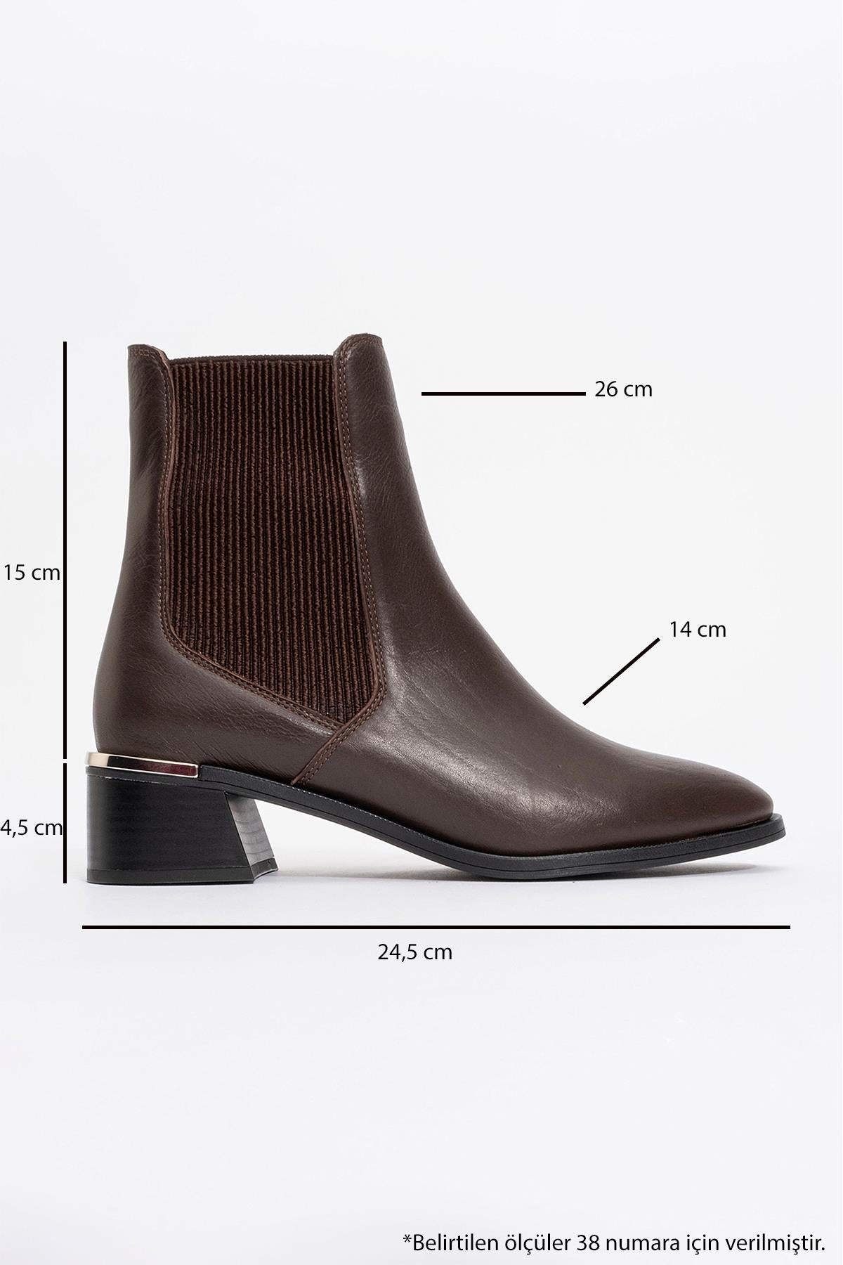 Neiva - Cognac Genuine Leather Chelsea Boot – heel view showing leather, Vowalisse